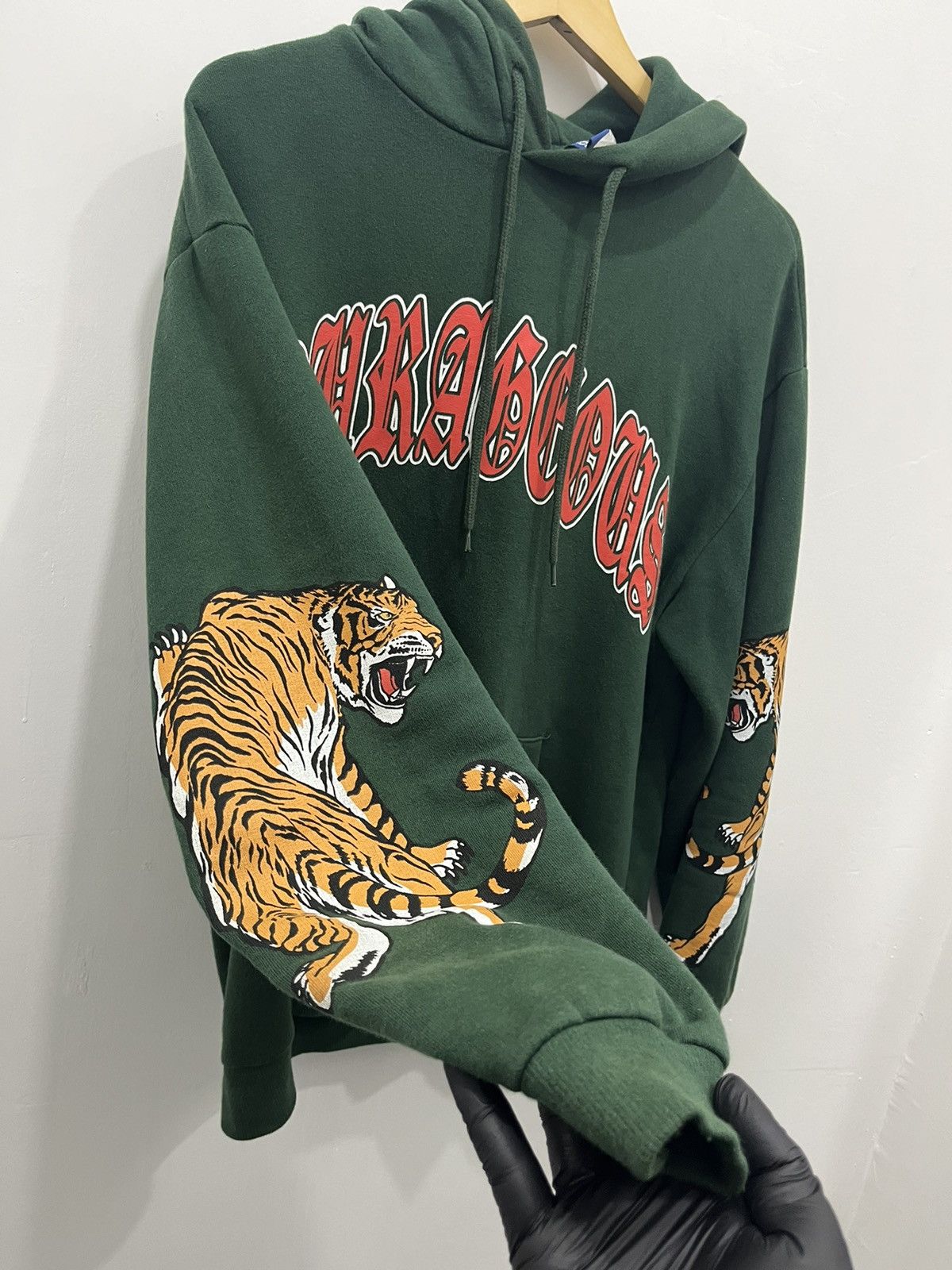 H&M Japan Style Courageos Tigers Sleeve Hoodie Jacket Size US M / EU 48-50 / 2 - 6 Thumbnail