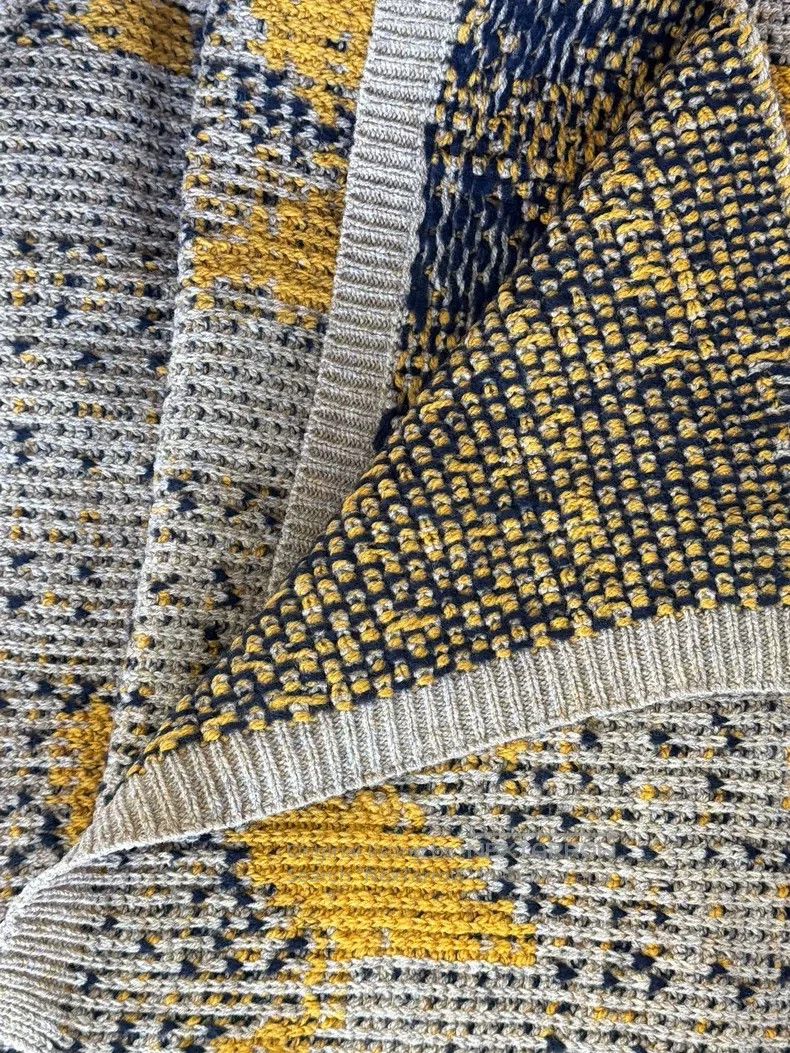 Dries Van Noten Dries Van Noten Printed Single-Side Frayed Wool Scarf Size ONE SIZE - 7 Thumbnail