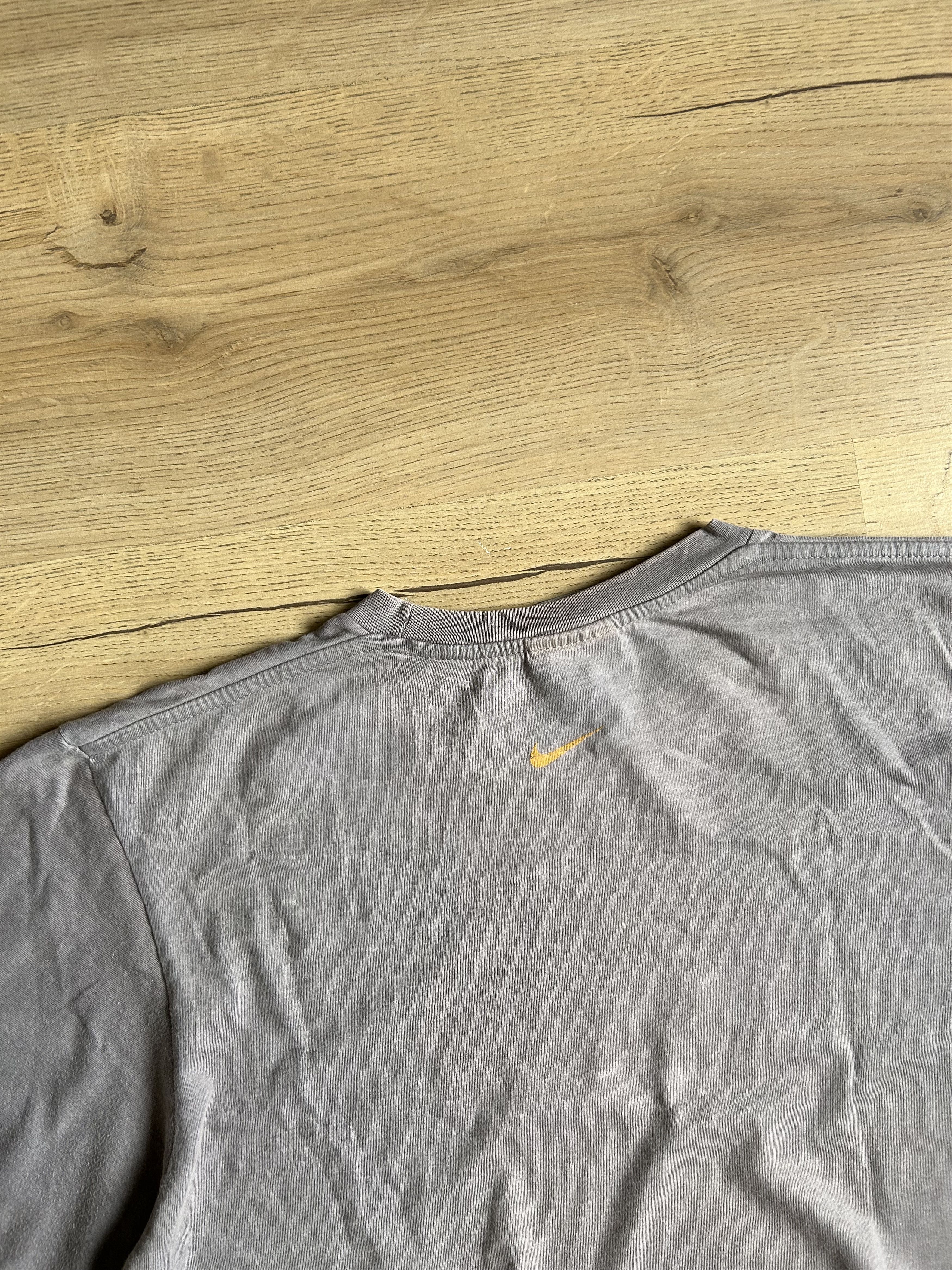 Nike Rare vintage 00' nike t-shirt tuned air Size US M / EU 48-50 / 2 - 5 Thumbnail