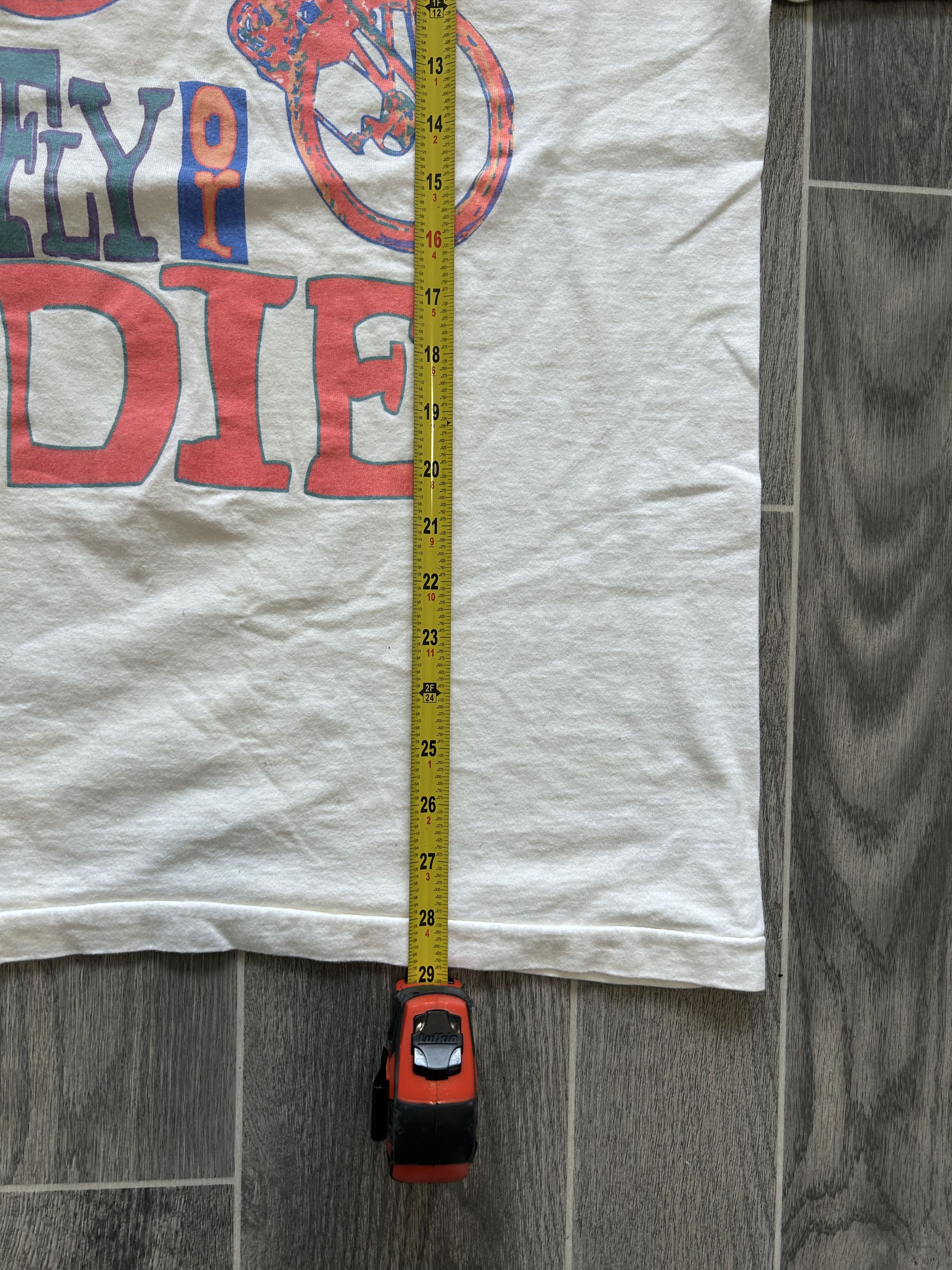 Vintage Vintage 90s Fly Or Die T-Shirt Size US L / EU 52-54 / 3 - 4 Thumbnail