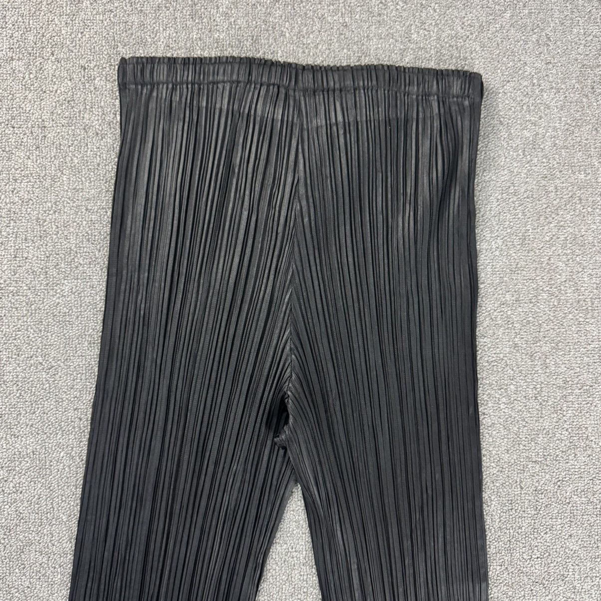 Pleats Please Issey Miyake Pleats Please - Issey Miyake - Black Pleated Trouser Size 24" / US 00 / IT 34 - 7 Thumbnail
