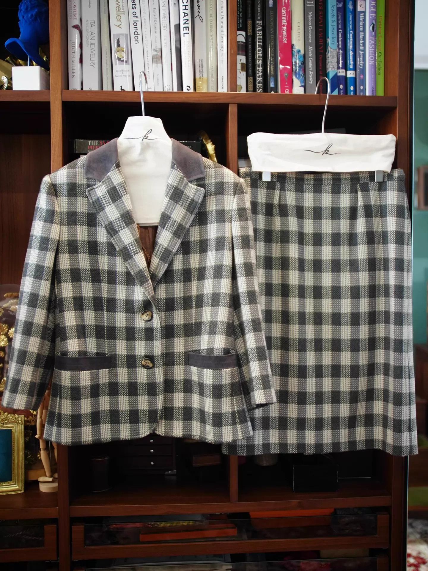 Celine Celine Vtg Thick Wool Tweed Check Suit Skirt Set Size S / US 4 / IT 40 - 2 Thumbnail