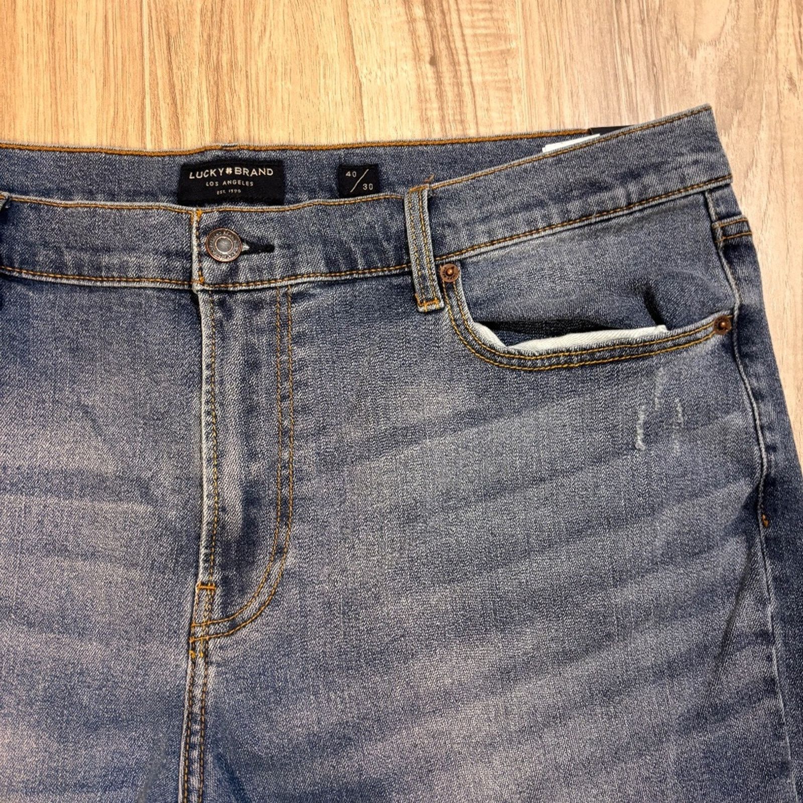 Lucky Brand NWT Lucky Brand Distressed 410 Athletic Slim Jeans - 40x30 Size US 40 / EU 56 - 4 Thumbnail