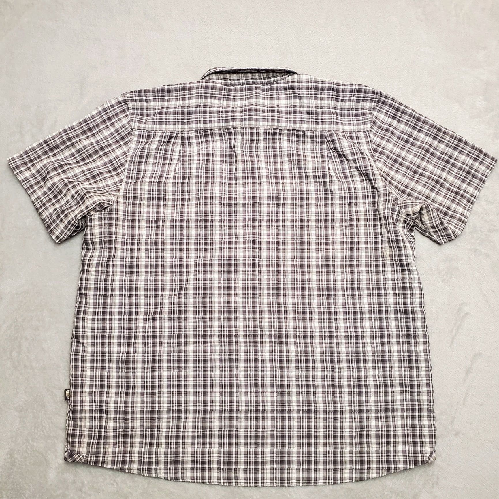 The North Face VINTAGE The North Face Shirt Mens XXL Gray Plaid Short Sleeve Button Outdoor Casual Modal Size US XXL / EU 58 / 5 - 7 Thumbnail