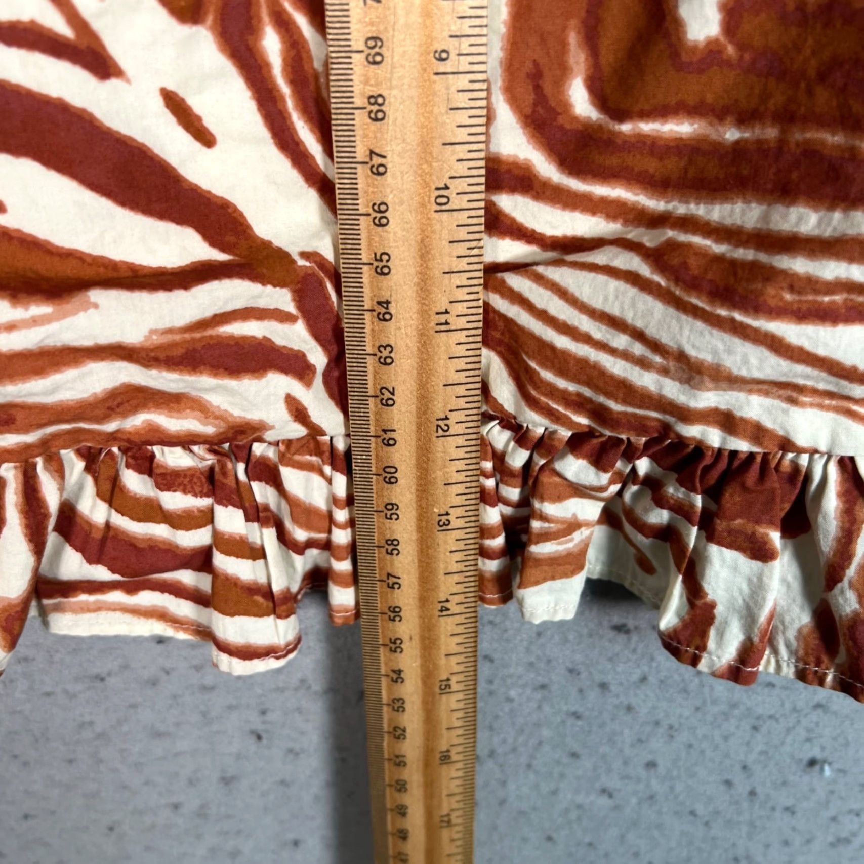 Vintage LOVE THE LABEL Blouse Women Puff Sleeve Square Neck Brown M Adult Women Brown Puff Sleeve Top 90s Concert? (No, avoid adding uncertain). Size M / US 6-8 / IT 42-44 - 6 Thumbnail