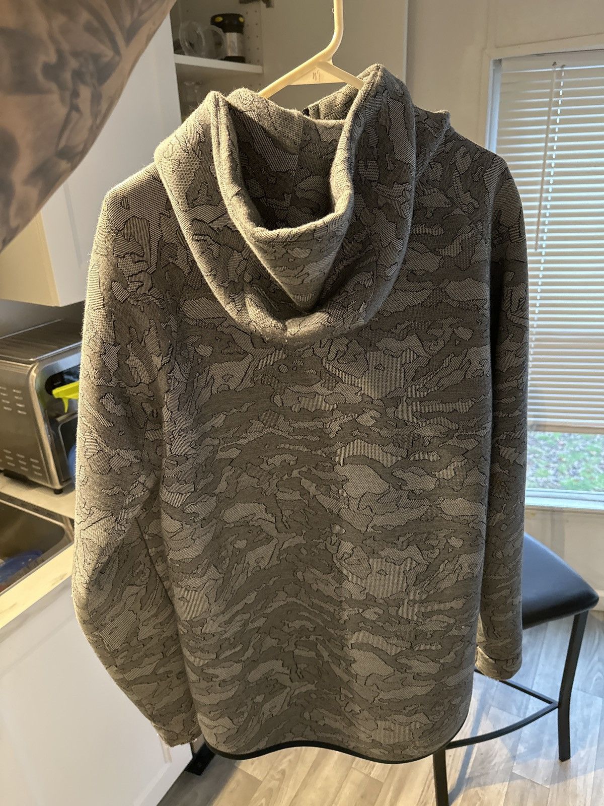 Nike Nike Tech Fleece 2017 Limited Edition “Ice Camo” Size US L / EU 52-54 / 3 - 3 Thumbnail