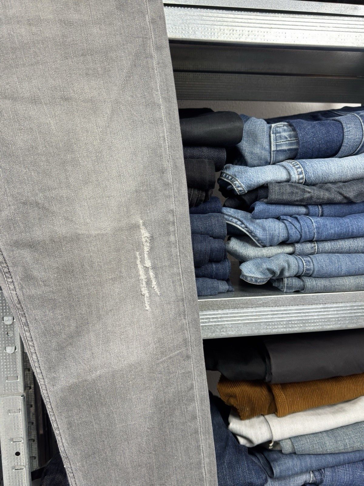 Moschino Love Moschino Men Distressed Gray Jeans Size 33 Size US 33 - 7 Thumbnail