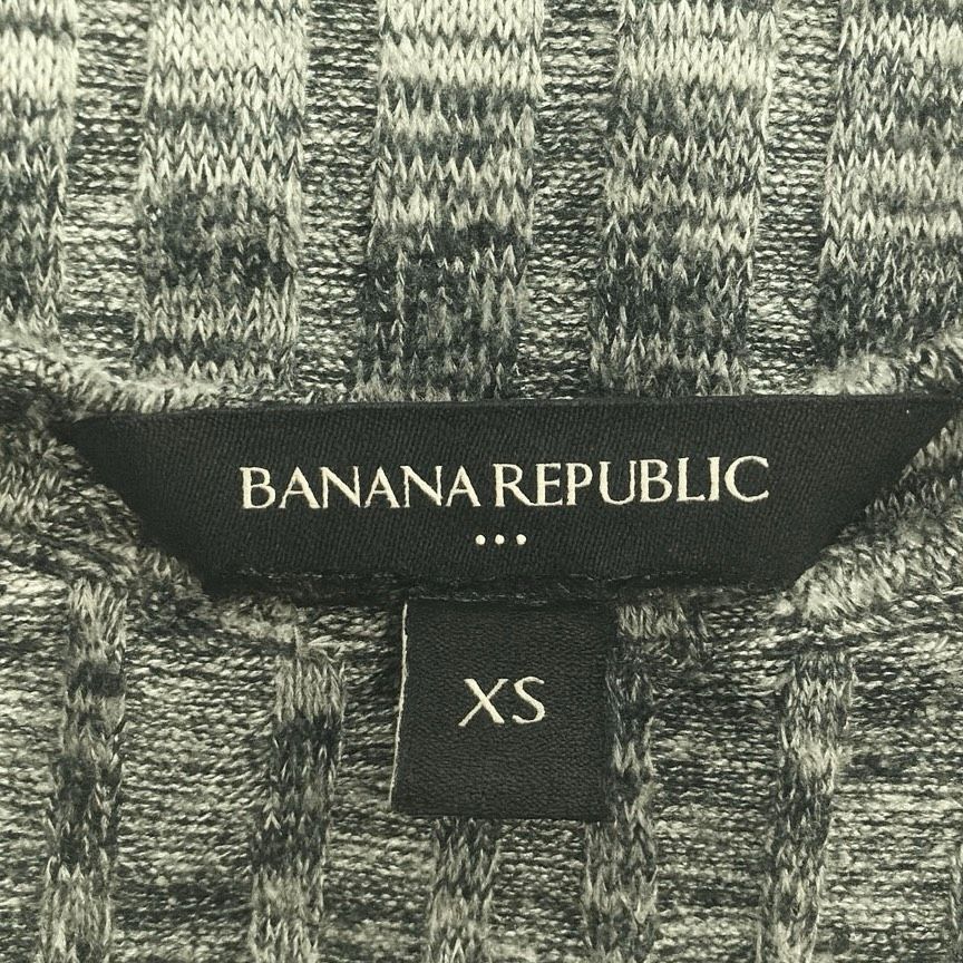 Banana Republic Banana Republic Gray Textured Knit Sleeveless Top | Size XS Size XS / US 0-2 / IT 36-38 - 4 Thumbnail