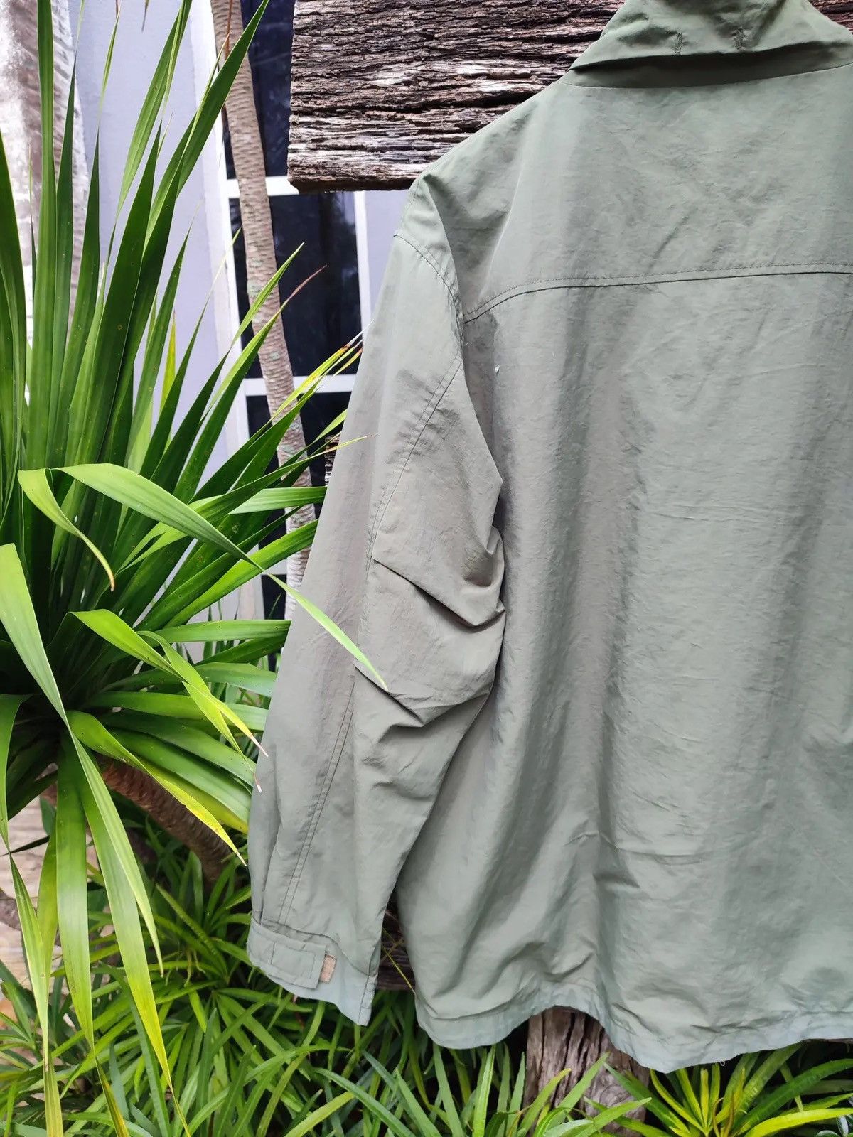 Japanese Brand Vintage Suntory Boss Coffee Windbreaker – Mocha Brazil Promo Size US L / EU 52-54 / 3 - 9 Thumbnail