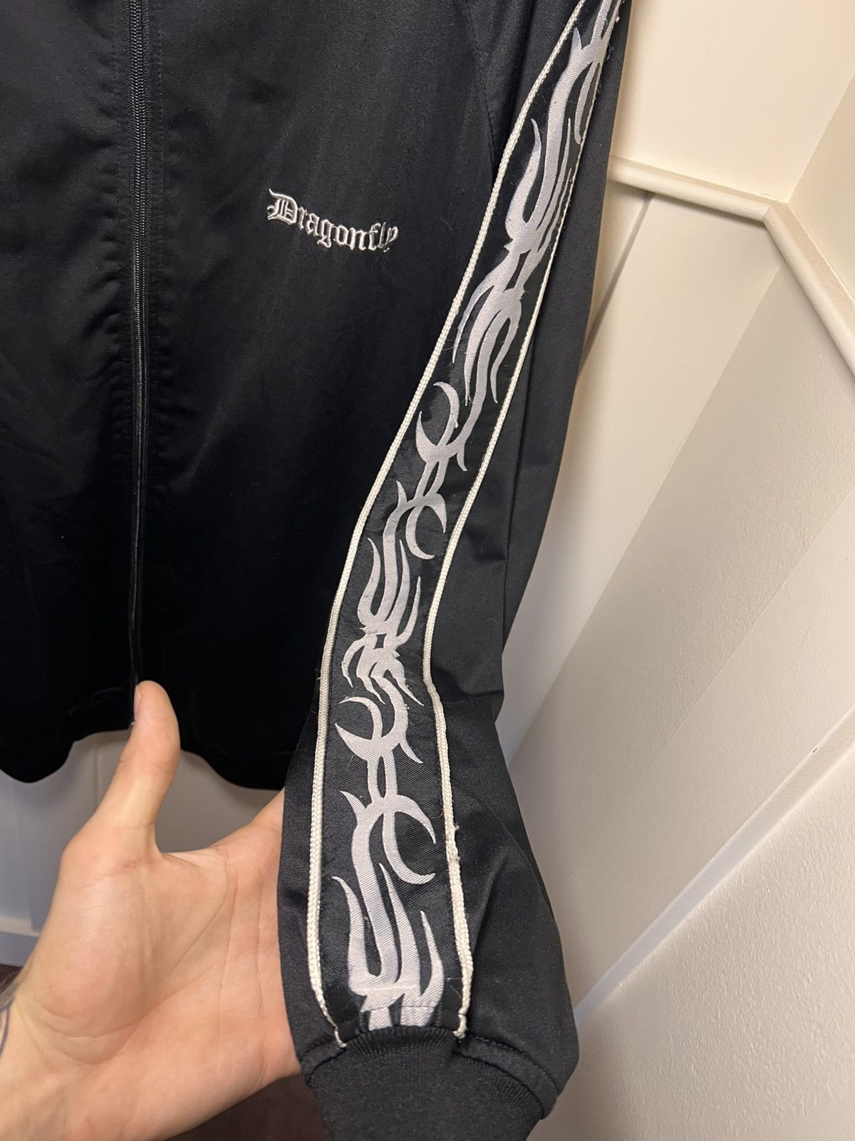 Dragonfly Vintage Dragonfly cybersigilism /tribal sleeve tracksuit top Size US XL / EU 56 / 4 - 8 Thumbnail