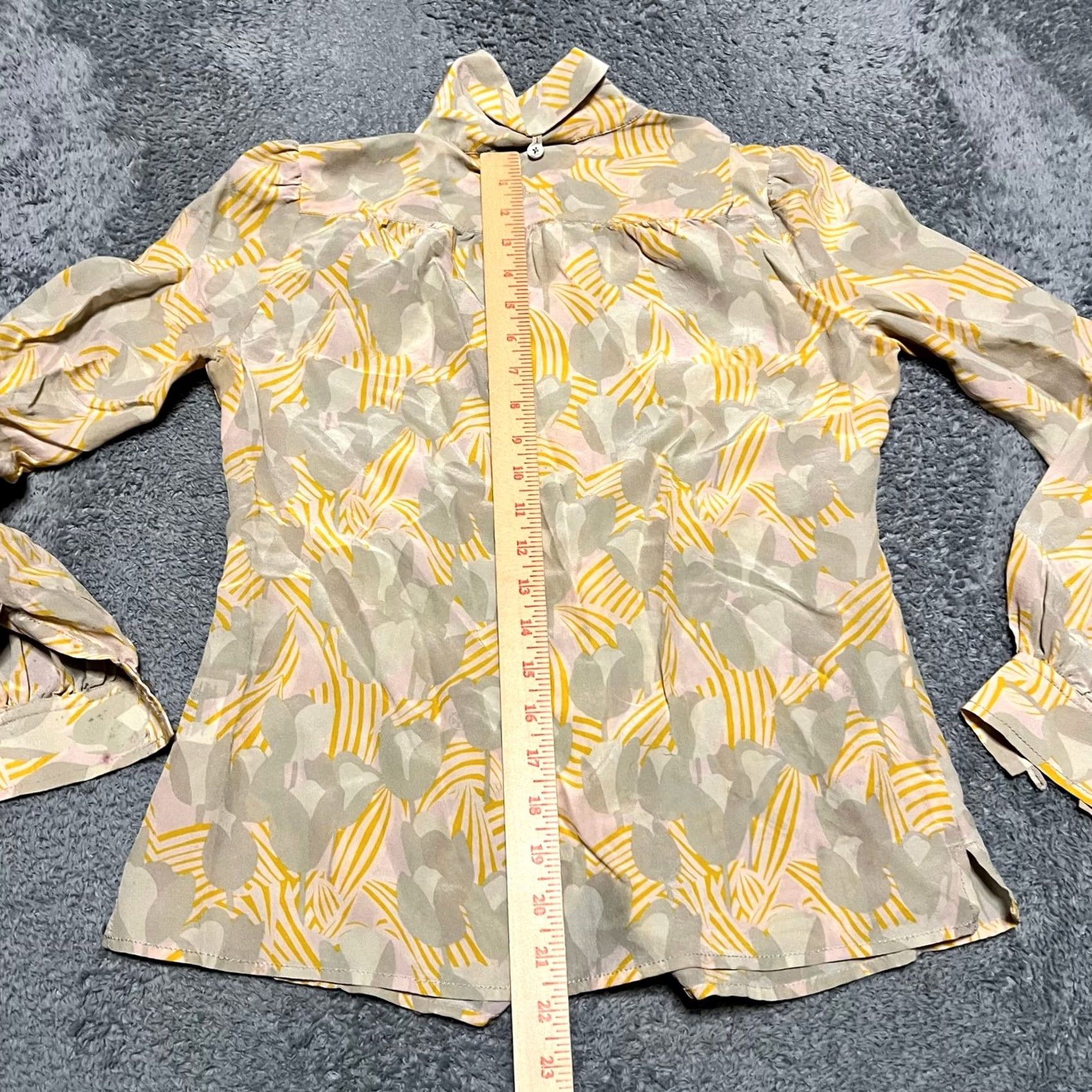 Tory Burch Tory Burch Shirt Womens S Yellow Silk Button Floral Blouse stain Size S / US 4 / IT 40 - 5 Thumbnail