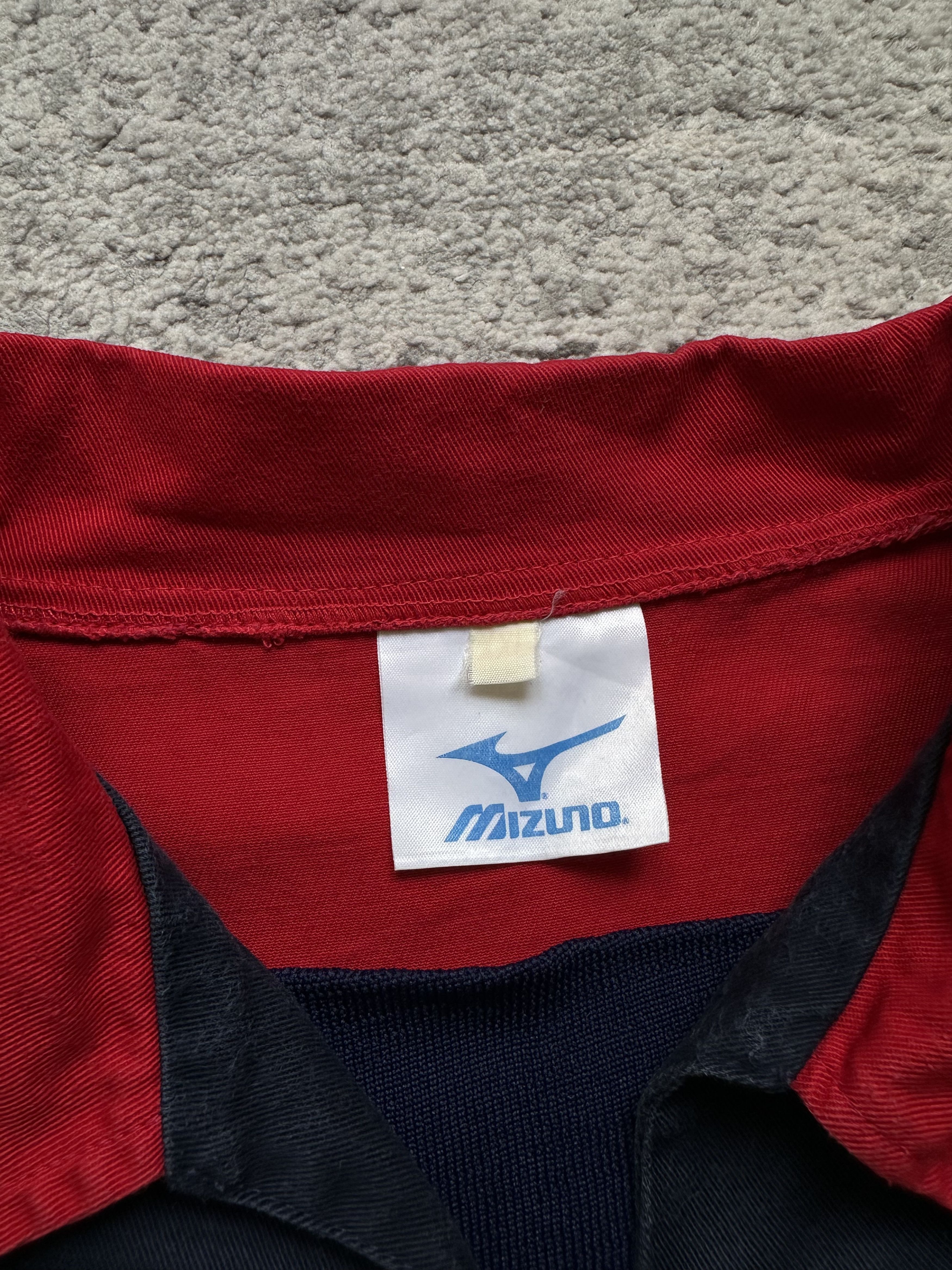 Mizuno Vintage Mizuno Swindon Town FC training sweatshirt Size US XXL / EU 58 / 5 - 6 Thumbnail
