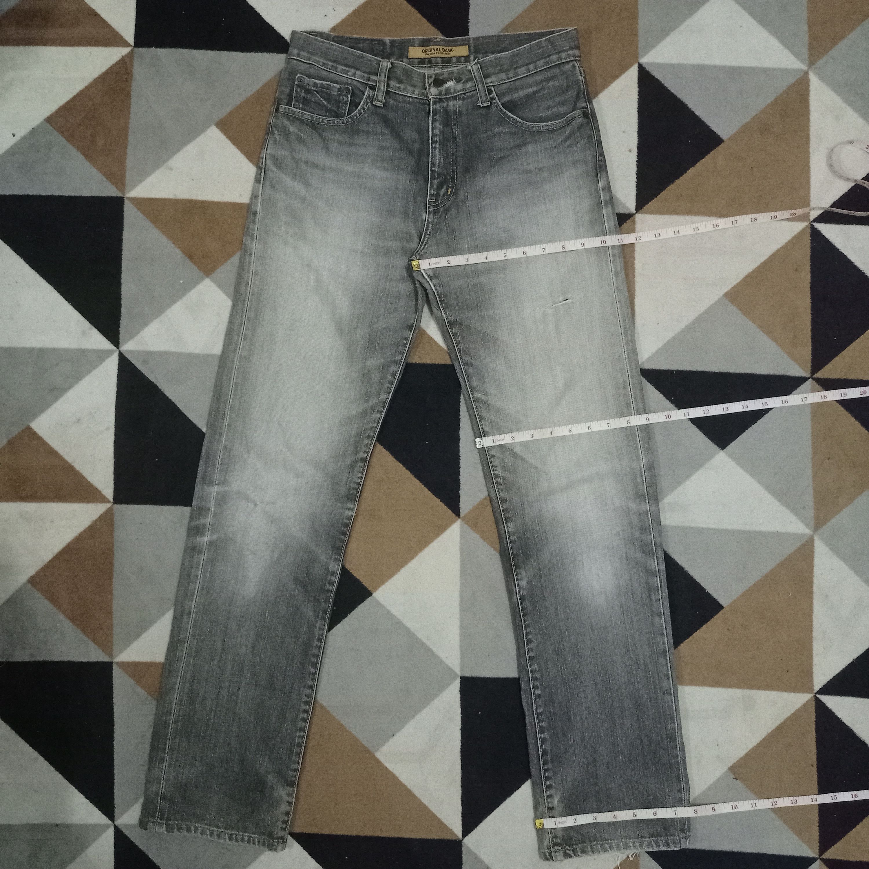 Japanese Brand × Uniqlo Vintage Japanese Uniqlo Faded Black Jeans 30x31 Size US 30 / EU 46 - 11 Thumbnail