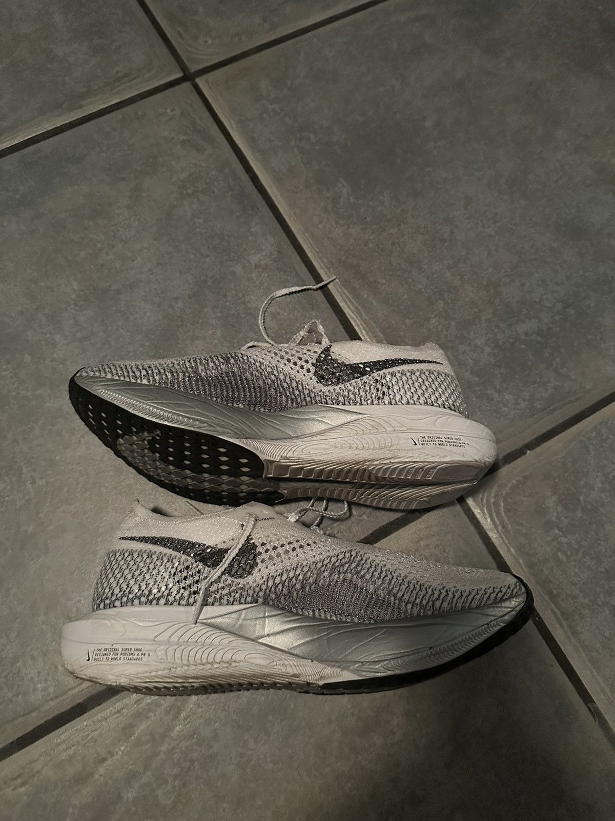 Nike Nike Vaporfly 3 zoomx white/grey Size US 8.5 / EU 41-42 - 2 Thumbnail