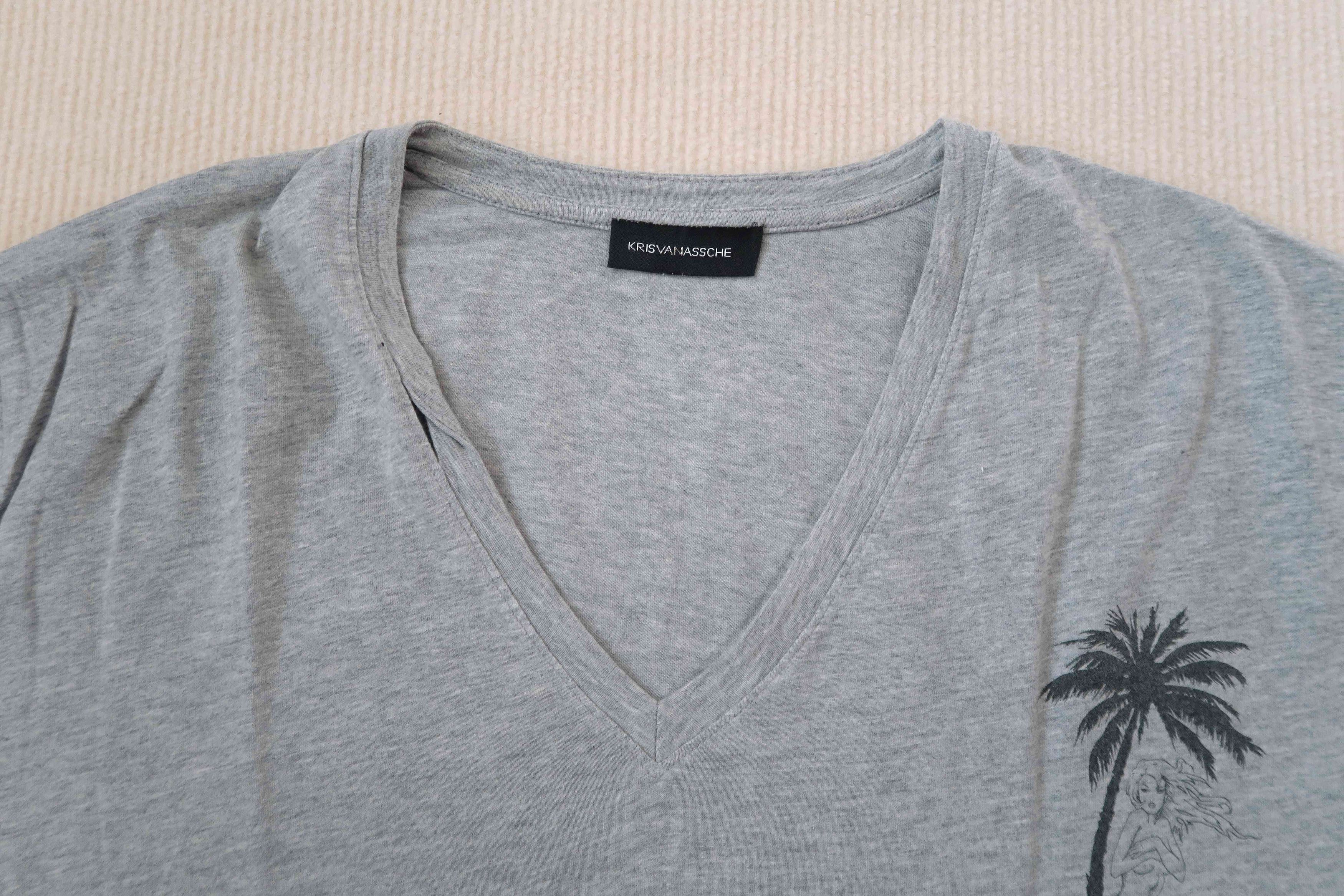 Kris Van Assche Kris Van Assche V-neck Sexy Palm Tree Street Sign T-Shirt Size US XXL / EU 58 / 5 - 3 Thumbnail