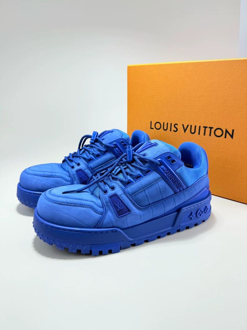 Louis Vuitton Louis Vuitton TRAINER Blue Fat Alligator Embossed Board Sh Size US 9 / EU 42 - 1 Thumbnail