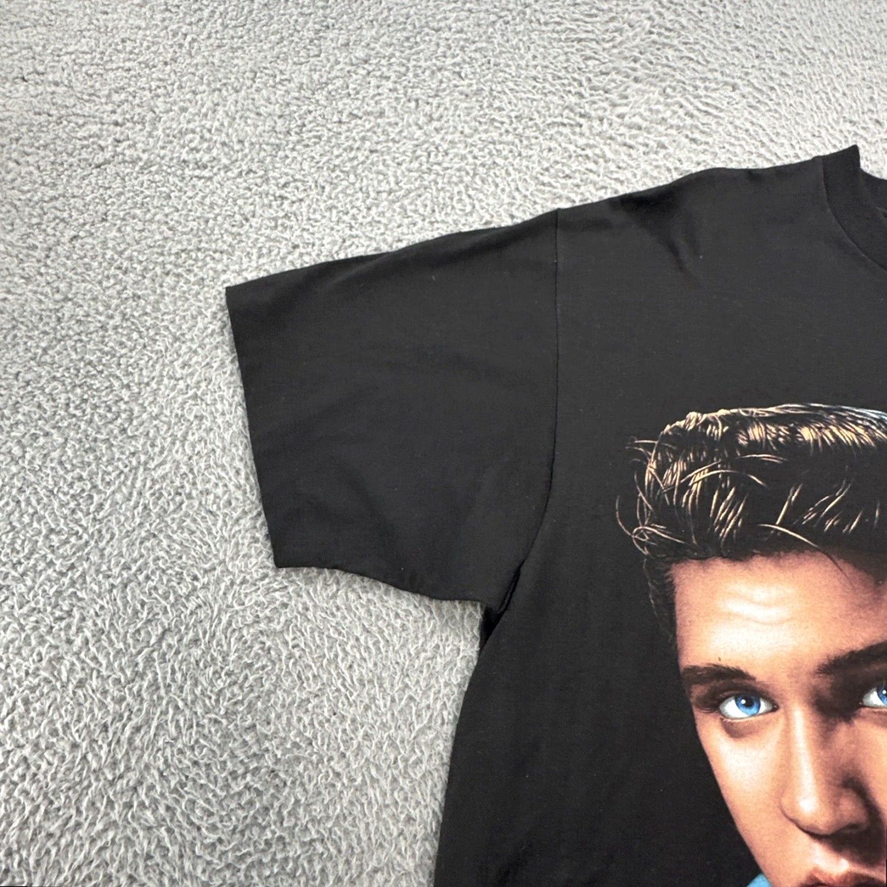 Vintage VINTAGE Elvis Presley Graceland T-Shirt Black 90s Elvis XL Men Shirt Graphic Print Logo Cars Retro Music Size US XL / EU 56 / 4 - 7 Thumbnail