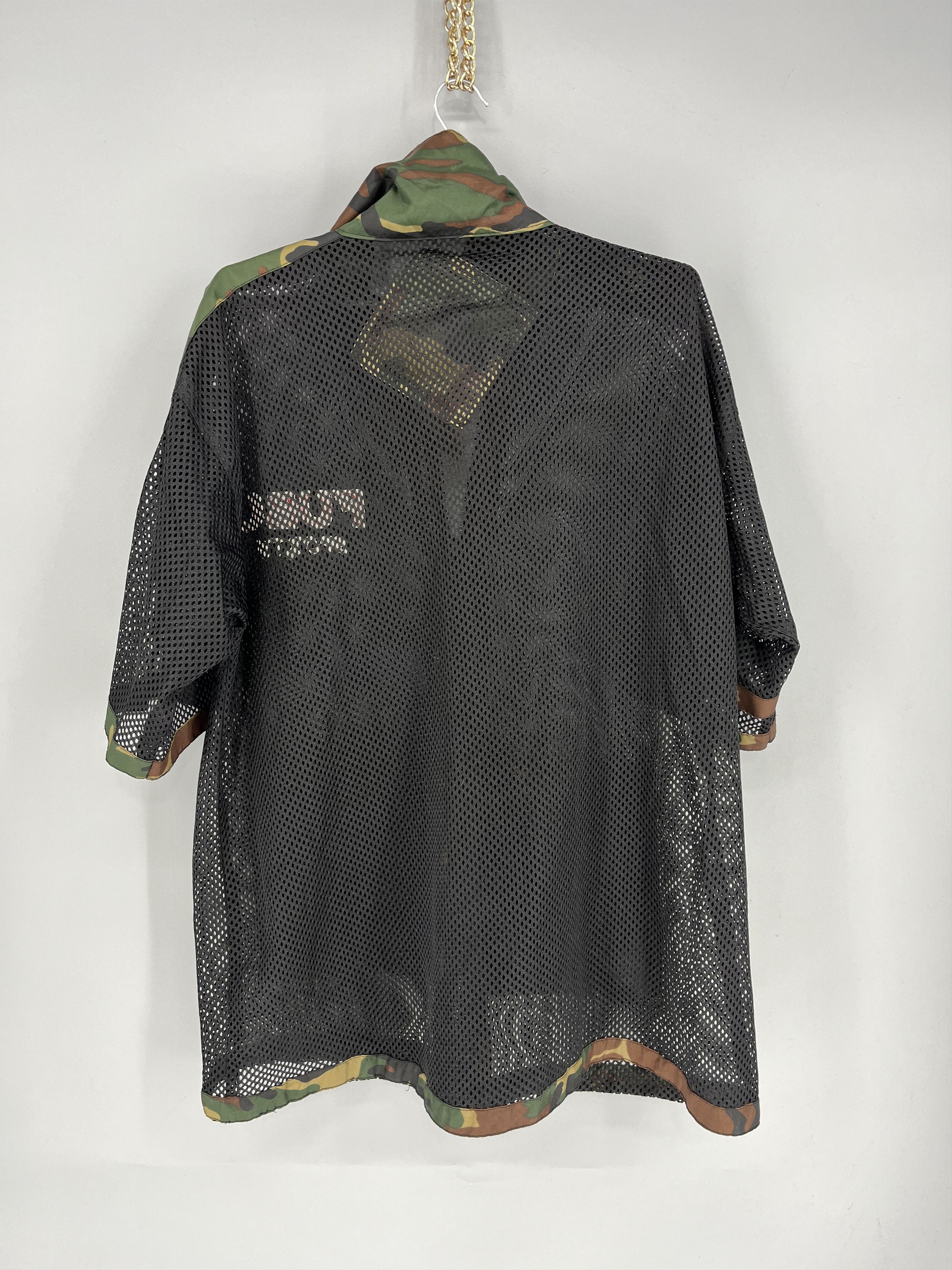 Fubu Vintage 90s Fubu Camo Sports Side Tapes Zipper Jacket Tshir Size US L / EU 52-54 / 3 - 10 Thumbnail
