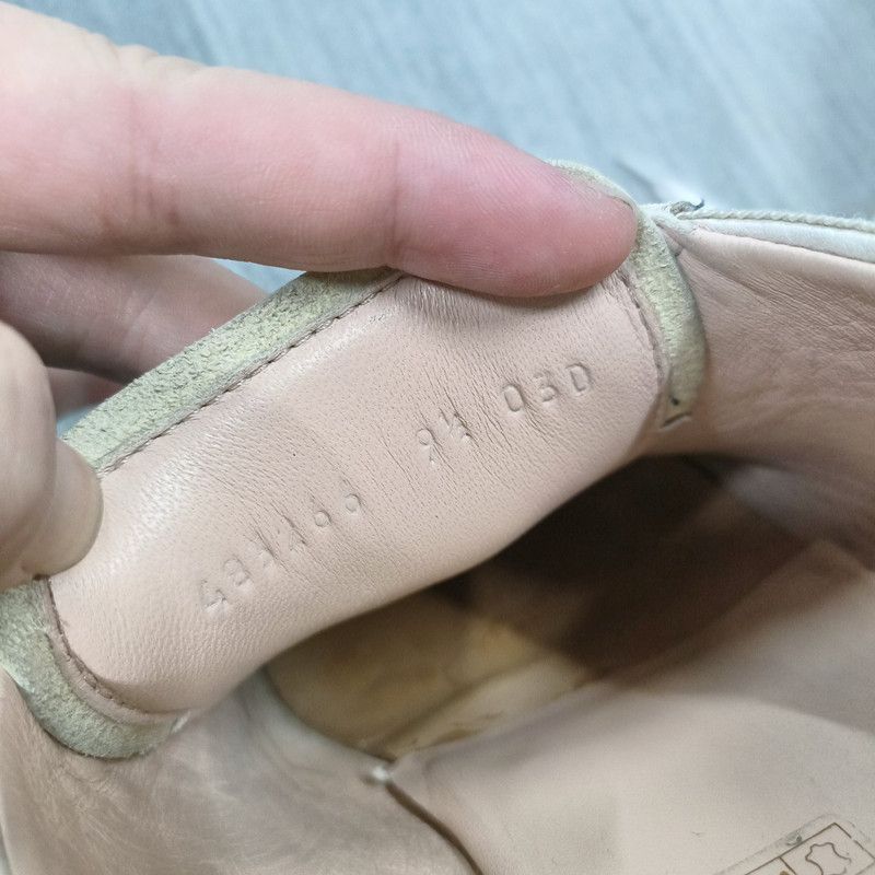 Gucci Gucci Falacer Casual Sneakers in White, Black, Red Size US 10.5 / EU 43-44 - 2 Thumbnail