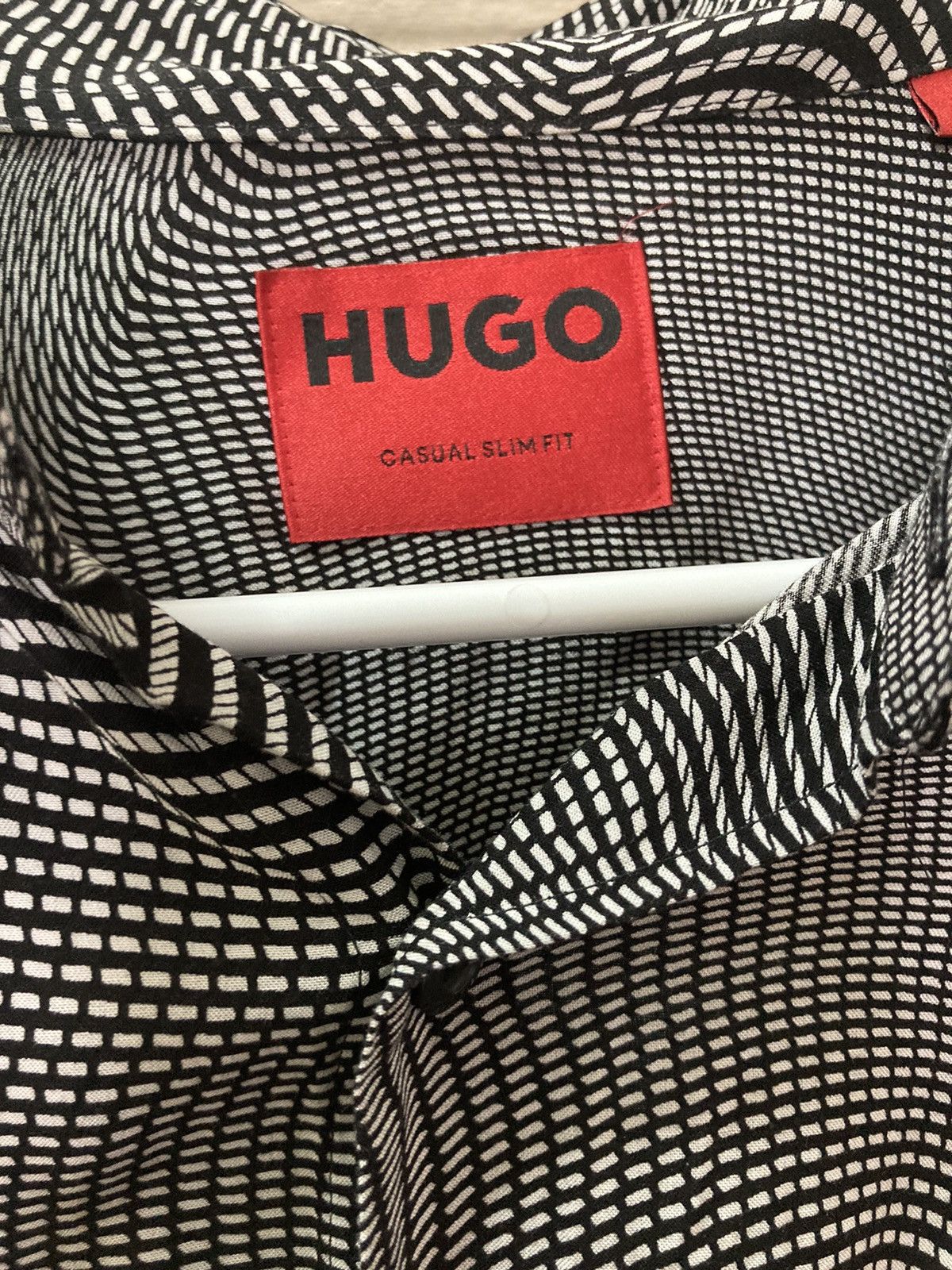 Hugo × Hugo Boss Op-Art Hugo Slim Fit Dress Shirt Size US M / EU 48-50 / 2 - 3 Thumbnail