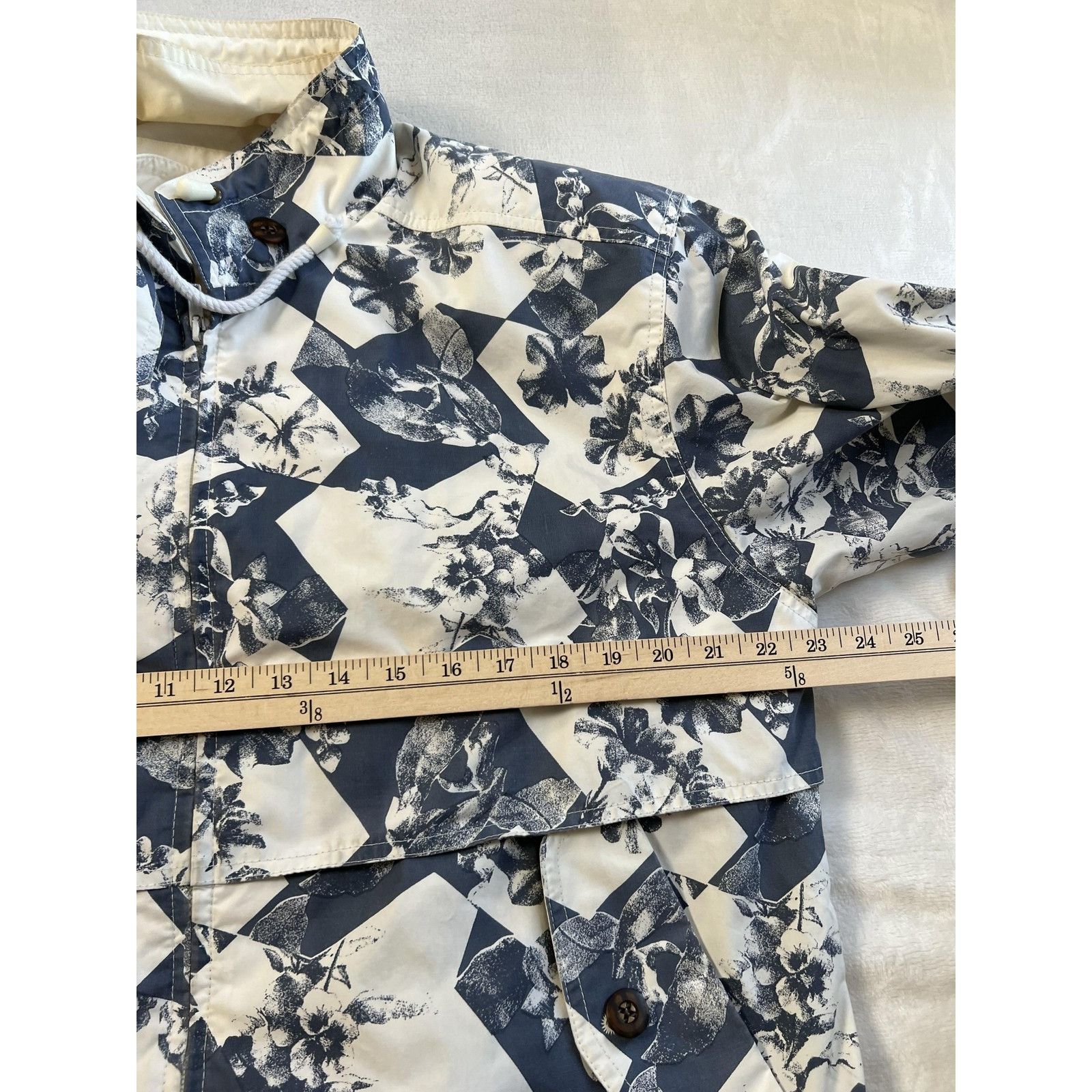 London Fog Vintage London Fog Jacket Mens Medium Blue White Floral AOP Size US M / EU 48-50 / 2 - 4 Thumbnail