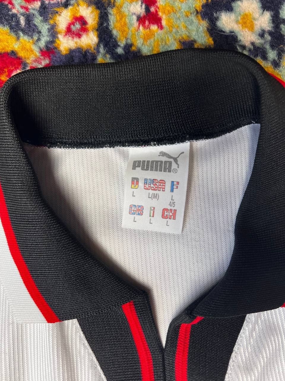 Puma × Vintage Austria 1998 - 2000 Home football Puma shirt Autographs Size US L / EU 52-54 / 3 - 4 Thumbnail
