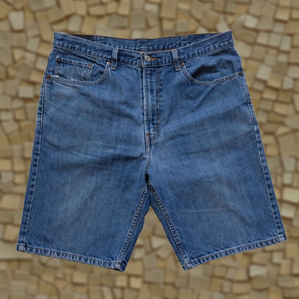 Levi's VINTAGE Levi's 505 Short Baggy 90s Blue Jeans Cotton 10" Shorts 38 Mens Regular Denim Pockets 5-Pocket 2006 VTG Size US 38 / EU 54 - 1 Thumbnail