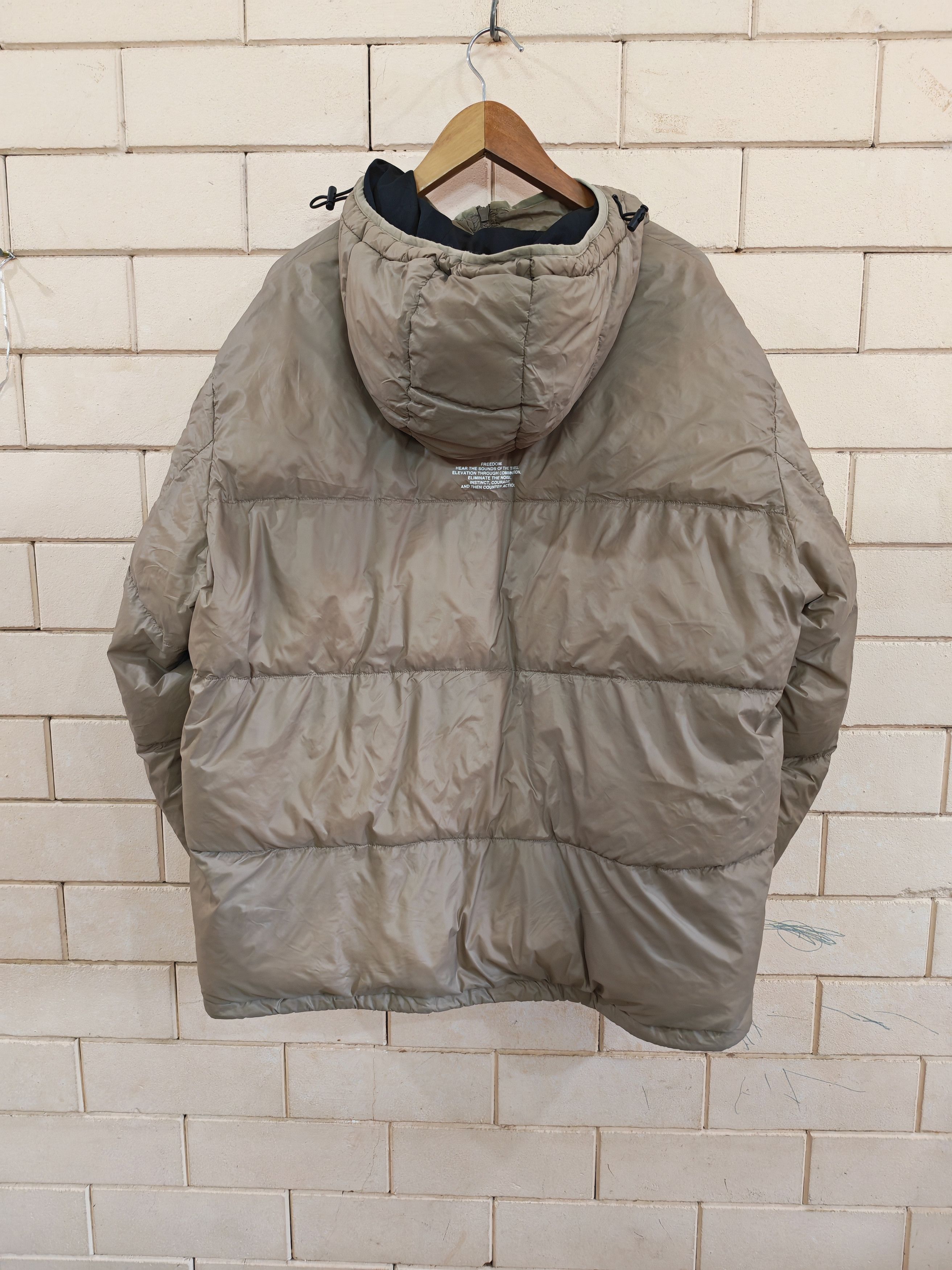 GU × Undercover Gu x Undercover Puffer Hoody Size US XL / EU 56 / 4 - 9 Thumbnail