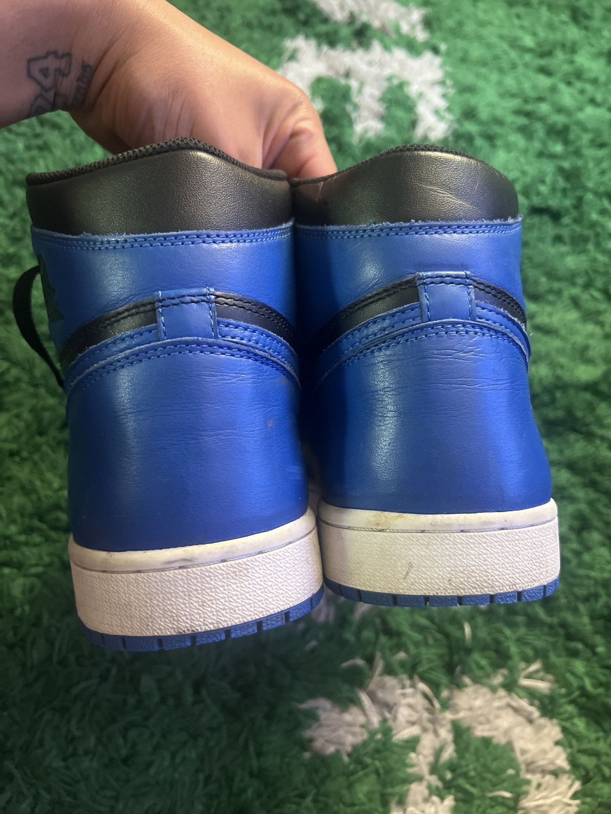 Jordan Brand Air Jordan 1 Retro High OG 2017 Royal 2017 Size US 10.5 / EU 43-44 - 7 Thumbnail