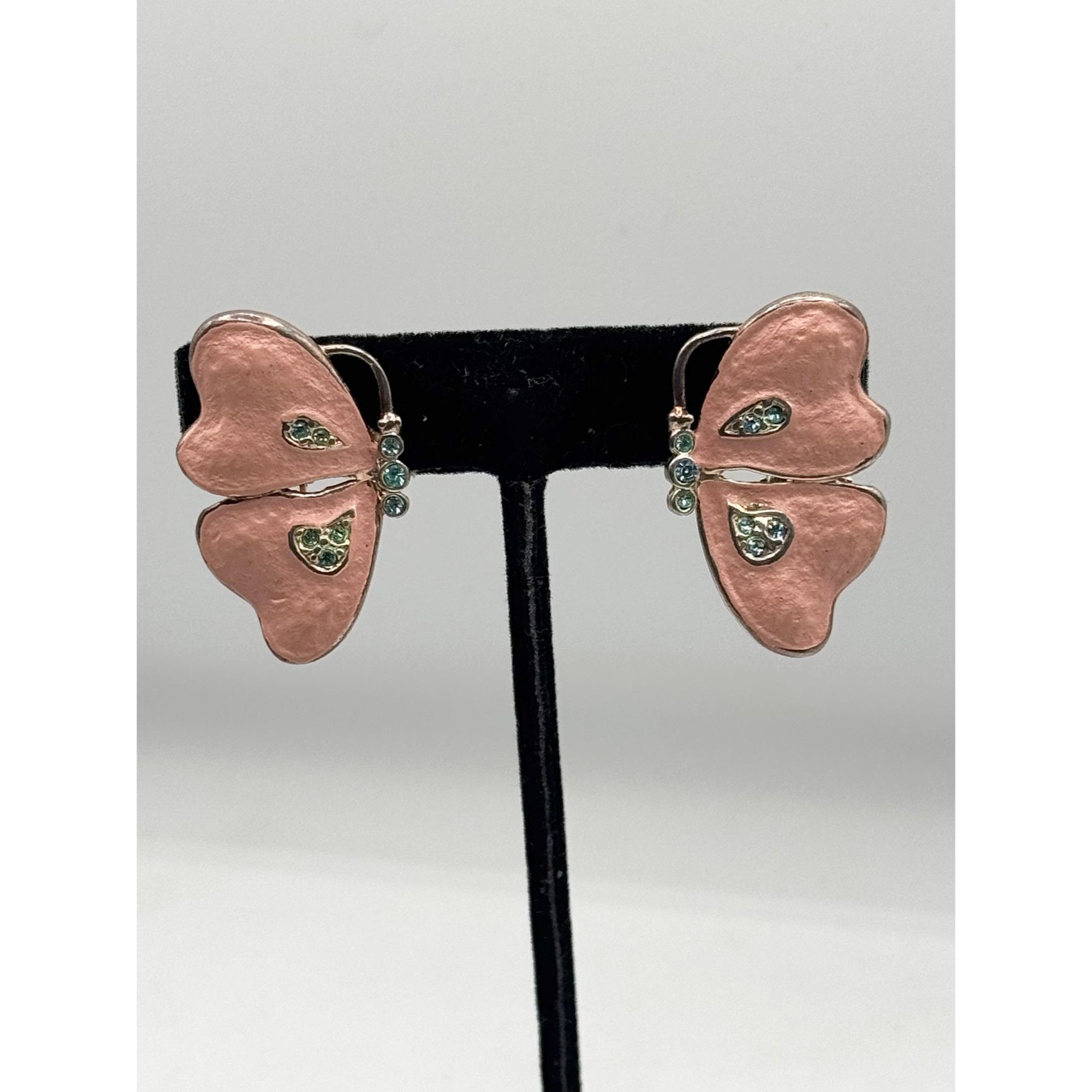 Vintage Pink enamel blue rhinestone butterfly clip on earrings Size ONE SIZE - 3 Thumbnail