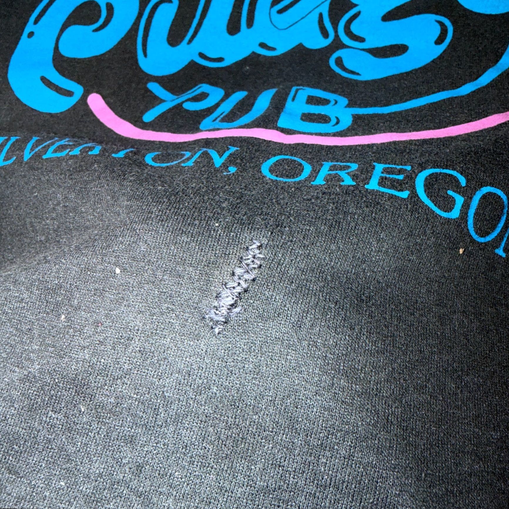 Vintage VINTAGE Pudges Pub Silverton VTG T Shirt 90s Oregon Portland PDX Drinking Black XL Men Short Sleeve Crew Neck Cotton Graphic Print Size US XL / EU 56 / 4 - 5 Thumbnail