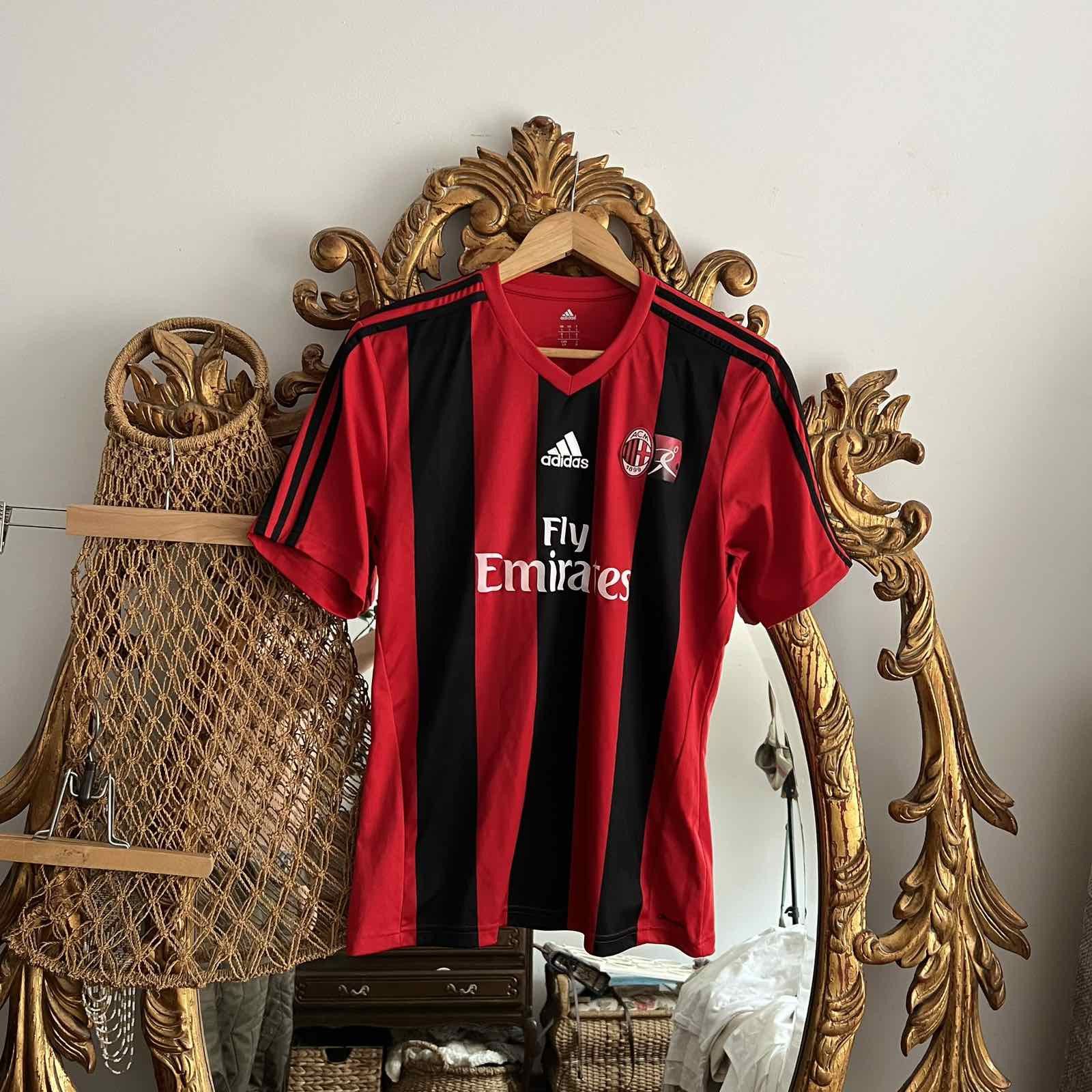 Adidas Adidas AC MILAN 2015 Home Jersey Sz S Size US S / EU 44-46 / 1 - 1 Thumbnail