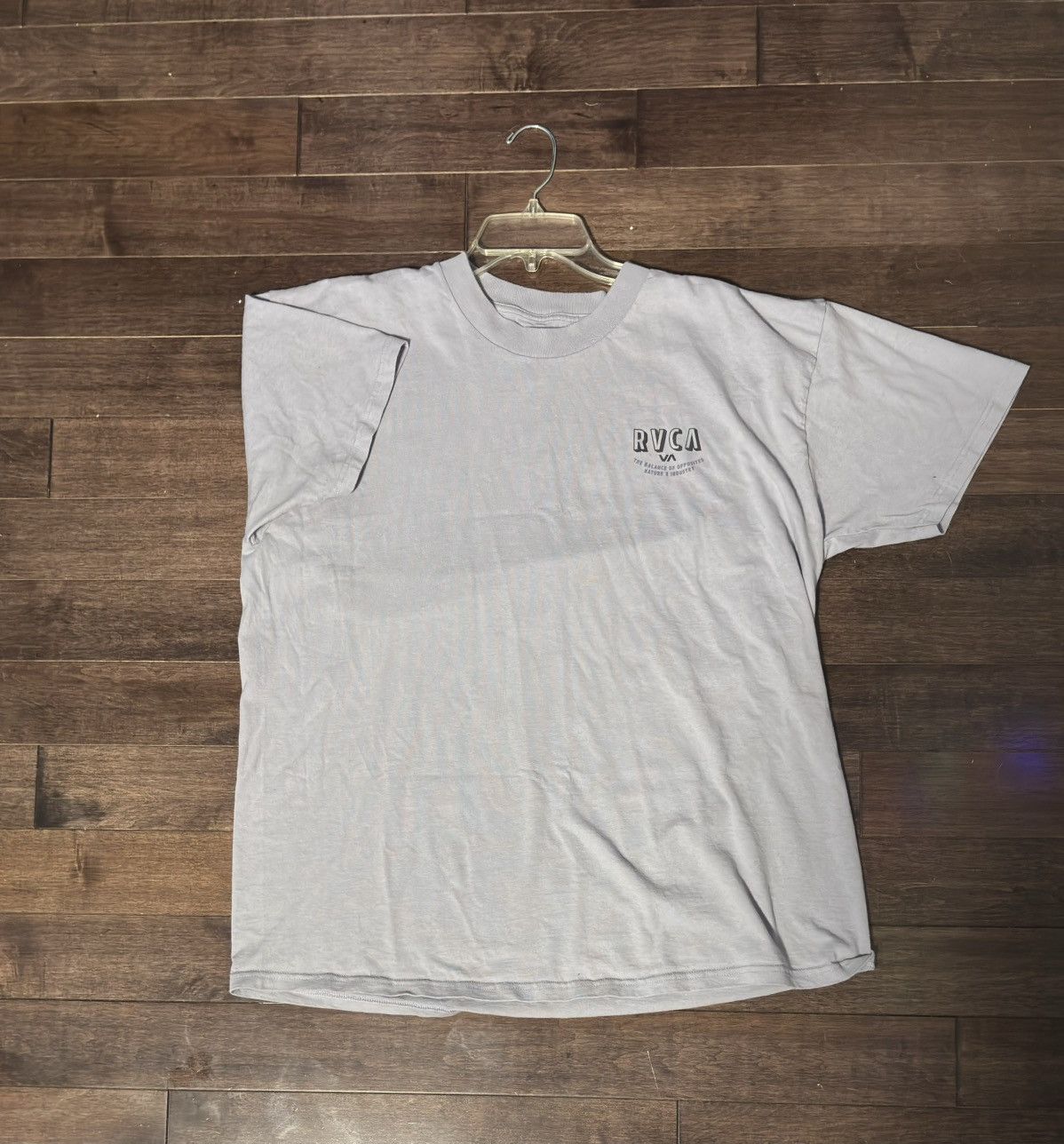 RVCA × Vintage RVCA Vintage Looking Tee Size US XL / EU 56 / 4 - 1 Thumbnail