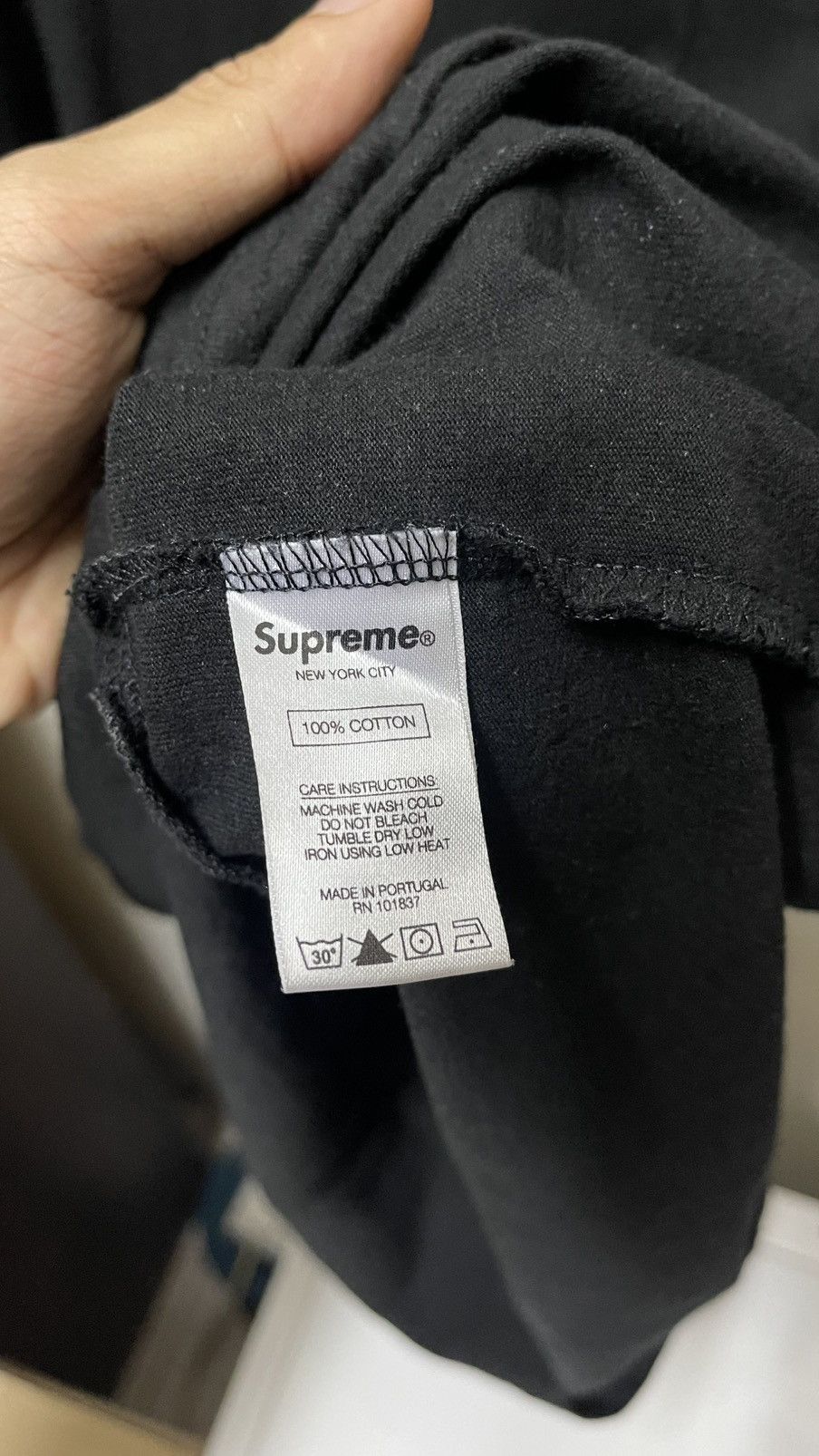 Comme des Garcons × Supreme Supreme CDG Split Box Logo Tee Size US S / EU 44-46 / 1 - 5 Thumbnail