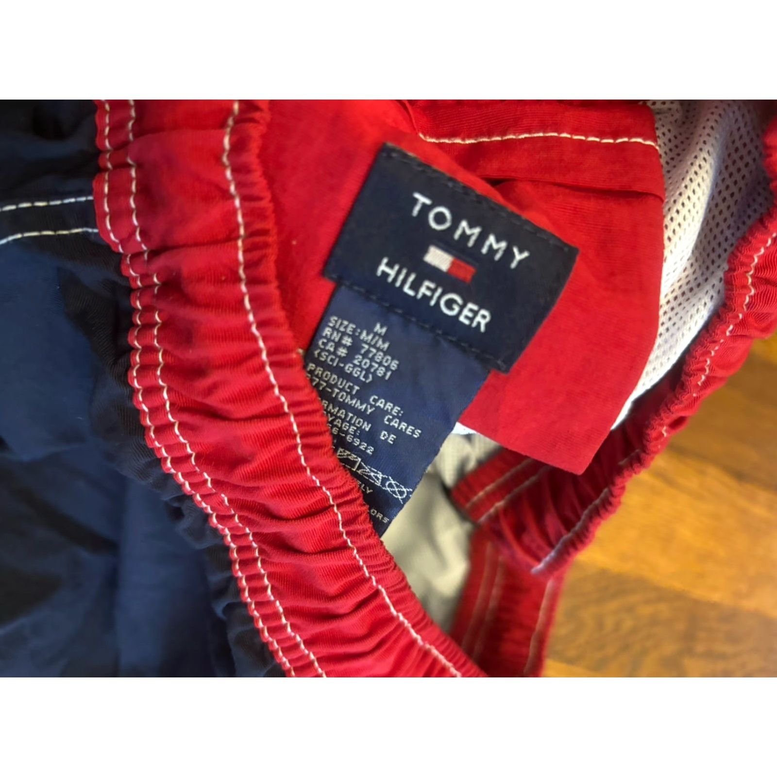 Tommy Hilfiger VINTAGE Tommy Hilfiger Men's Blue Swimming Trunks Shorts M B2 Size US 31 - 3 Thumbnail