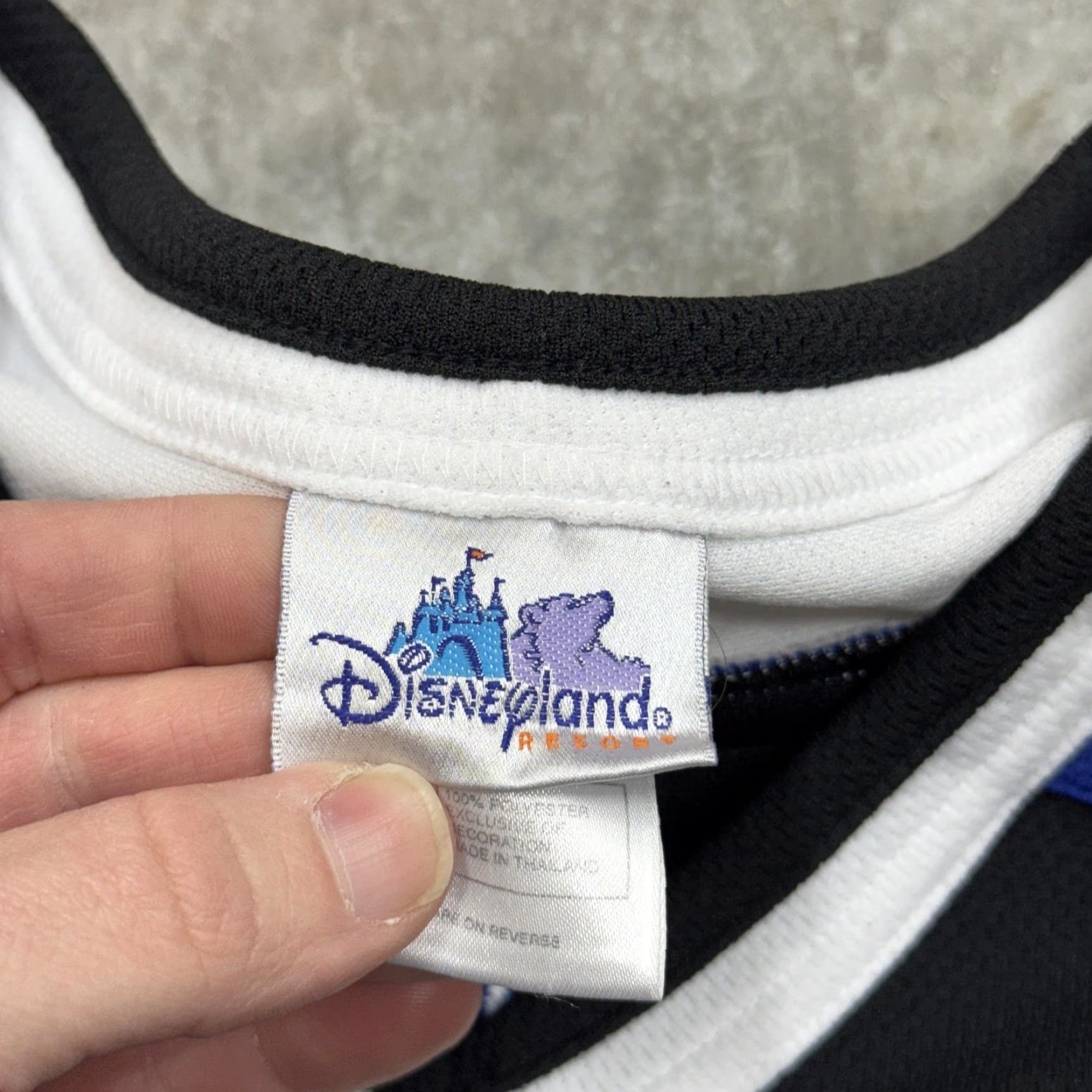 Vintage VINTAGE Disneyland Resort Shirt Mens L Black Pluto Icehounds K9 Hockey Jersey Top Size US L / EU 52-54 / 3 - 3 Thumbnail