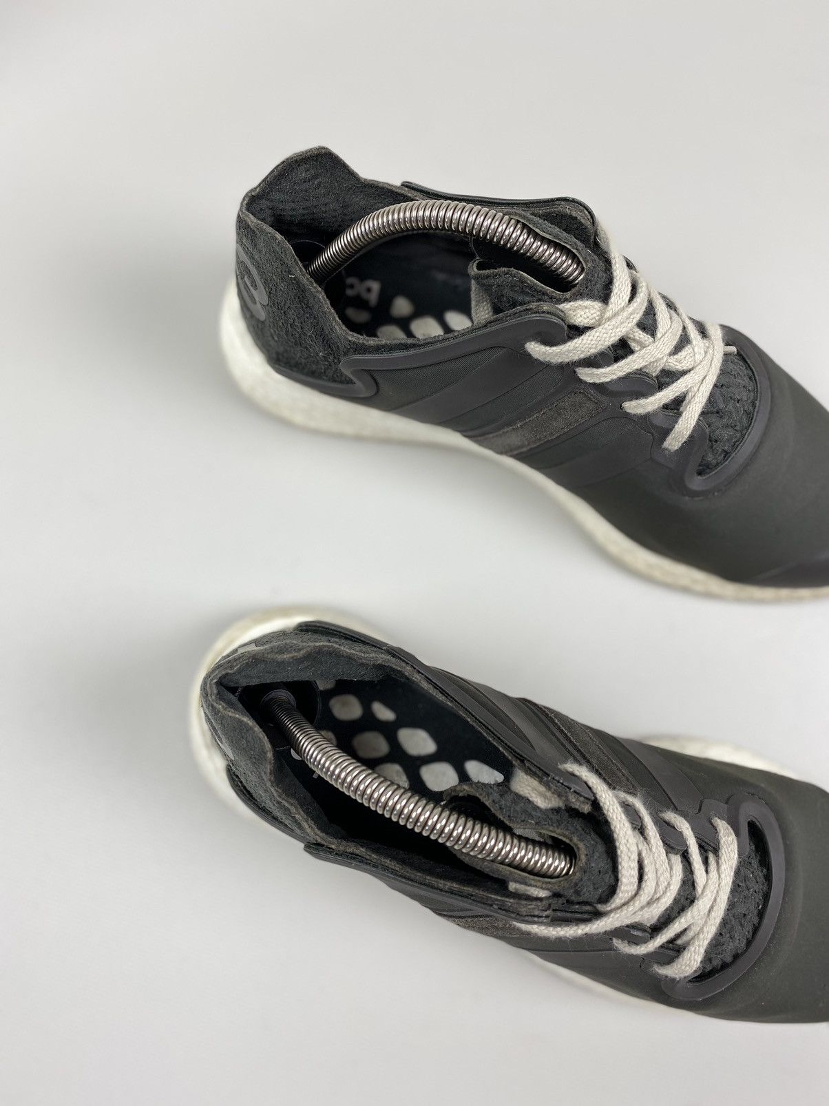 Yohji Yamamoto Y-3 Yohji Run Adidas Yohji Yamamoto men’s sneakers shoes Size US 8.5 / EU 41-42 - 4 Thumbnail