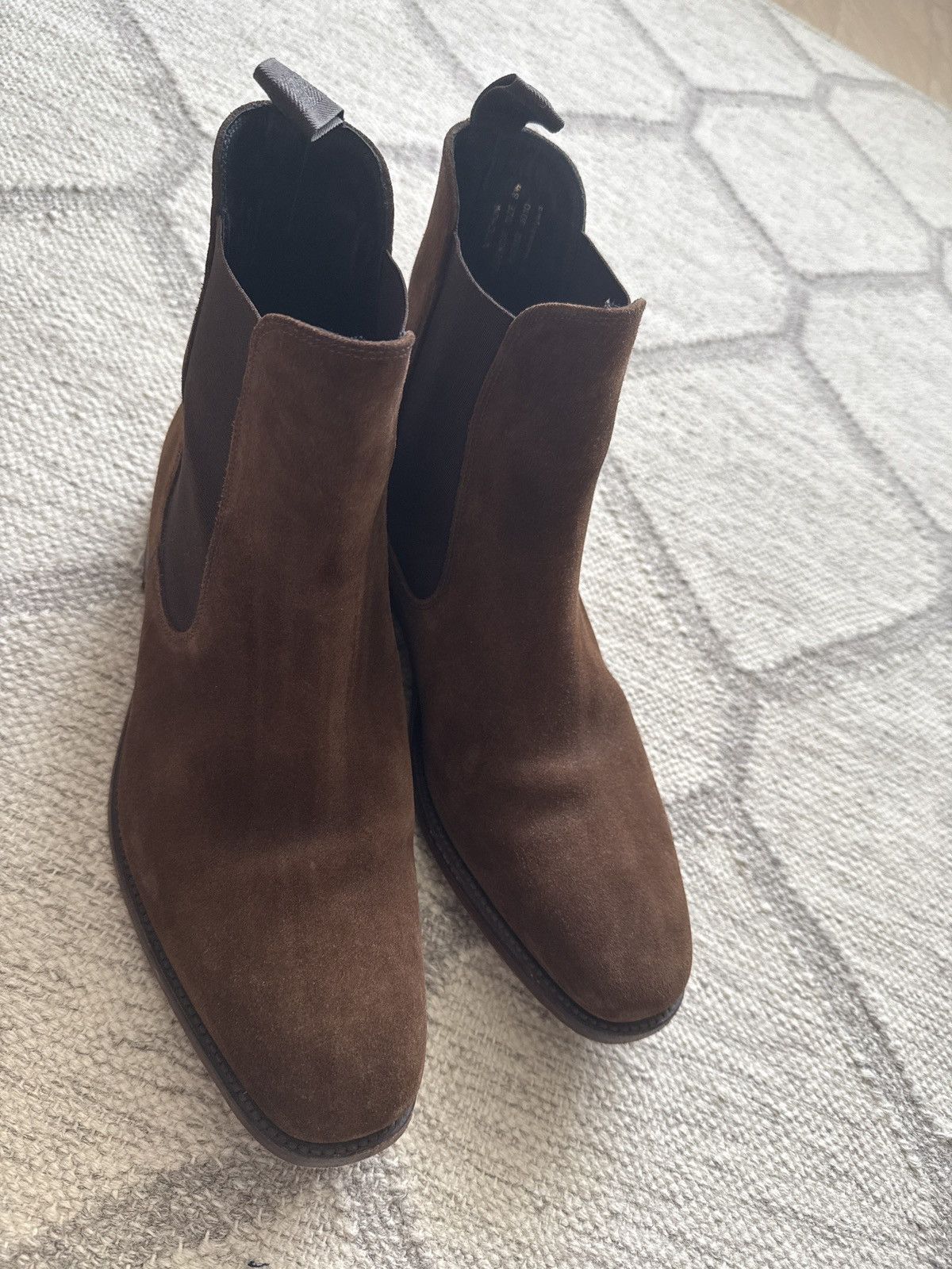 Loake Loake Mitchum Suede Chelsea Boots Size US 8.5 / EU 41-42 - 6 Thumbnail