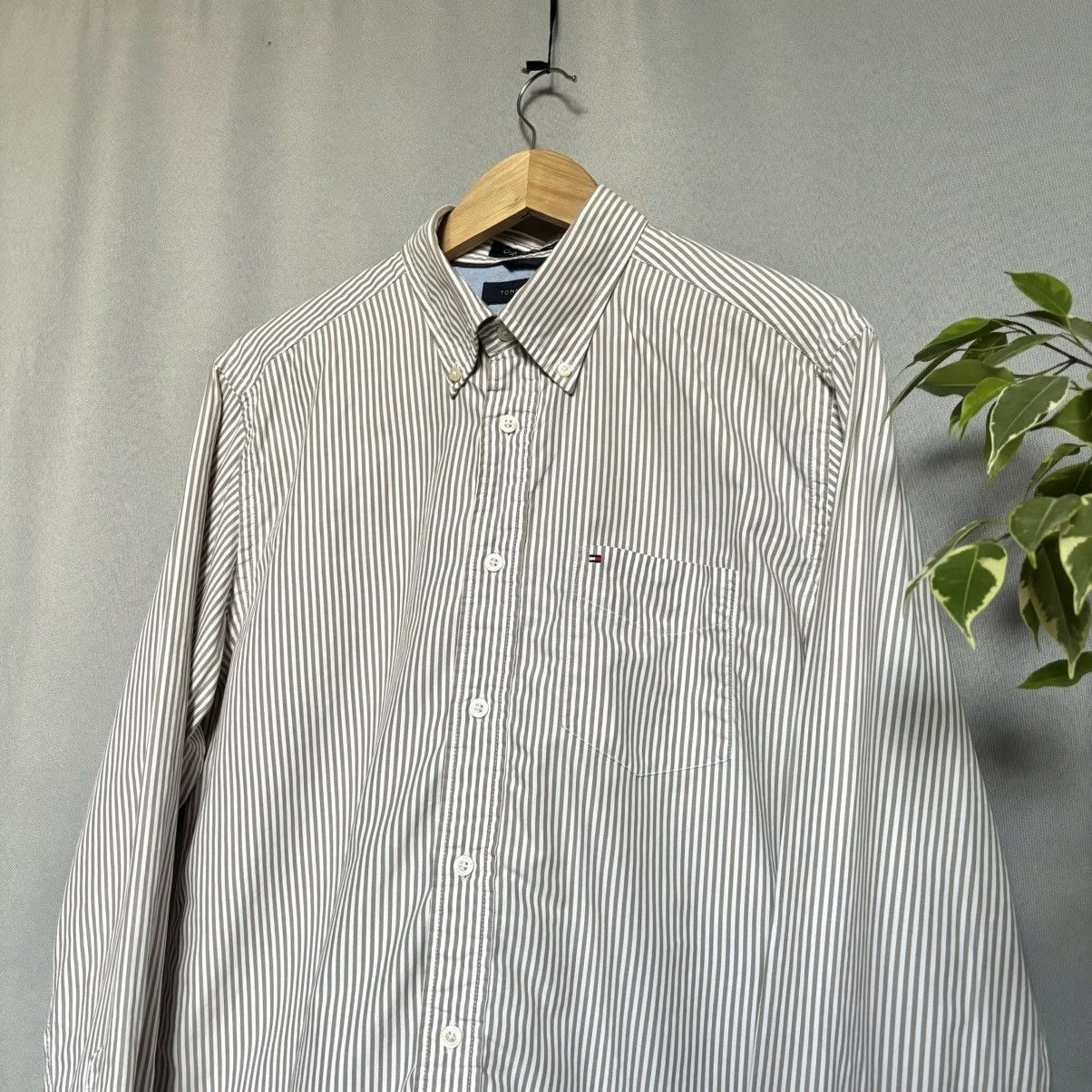 Tommy Hilfiger Tommy Hilfiget shirt button up medium beige vintage Size US M / EU 48-50 / 2 - 3 Thumbnail