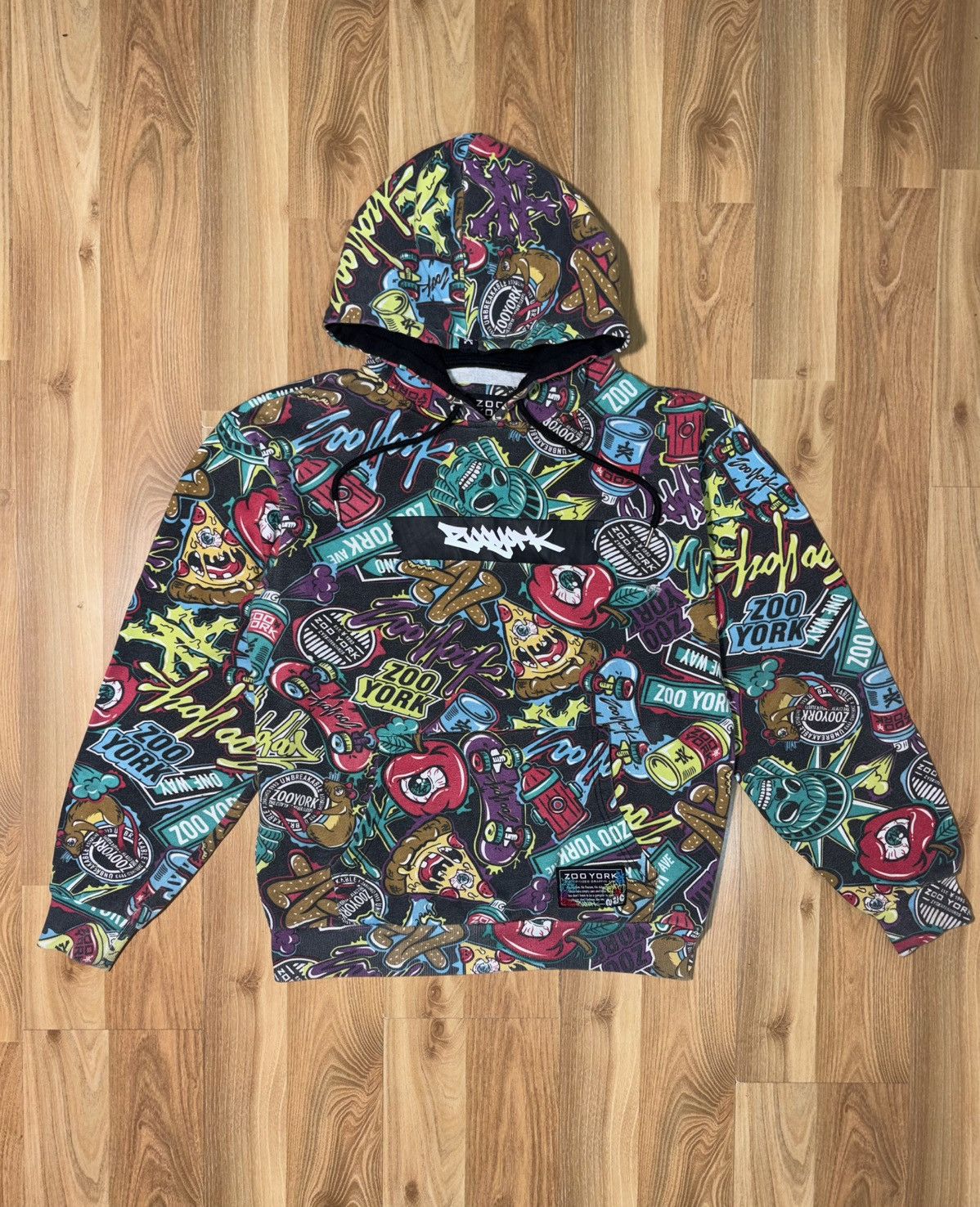 Zoo York Vintage Zoo York AOP Graffiti Hoodie Cyber-Y2K Skate Size M Size US M / EU 48-50 / 2 - 1 Thumbnail