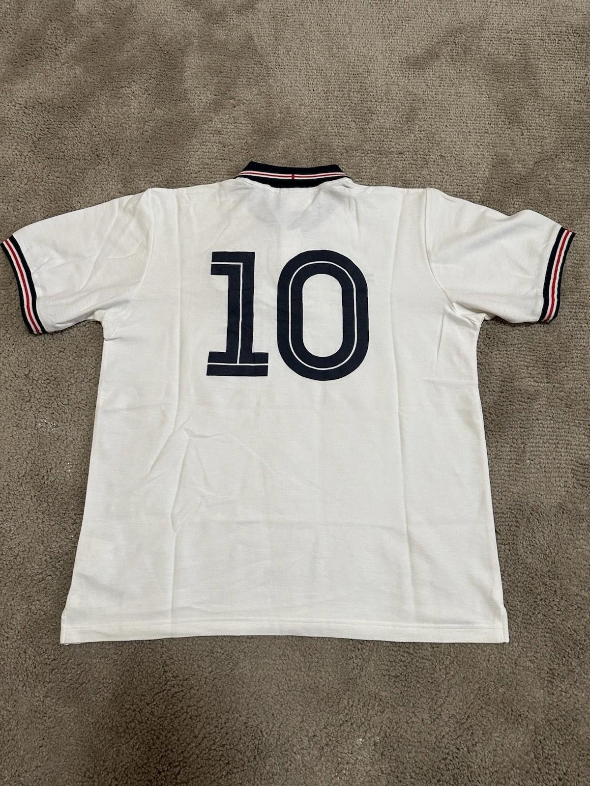 Umbro #10 ENGLAND BIGLOGO 90S VINTAGE SOCCER CHIEF KEEF BLOKECORE Size US XL / EU 56 / 4 - 8 Thumbnail