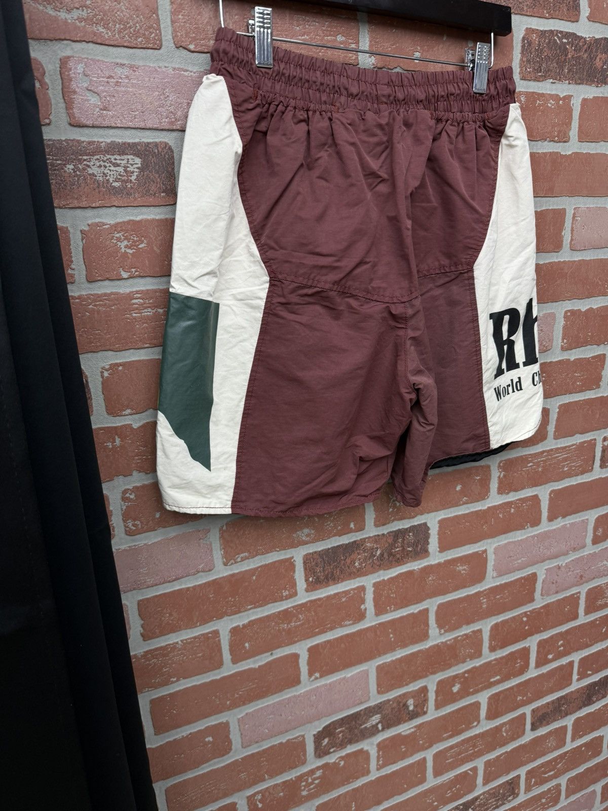 Rhude Medium Rhude Panel Logo shorts in a maroon Size US 32 / EU 48 - 6 Thumbnail