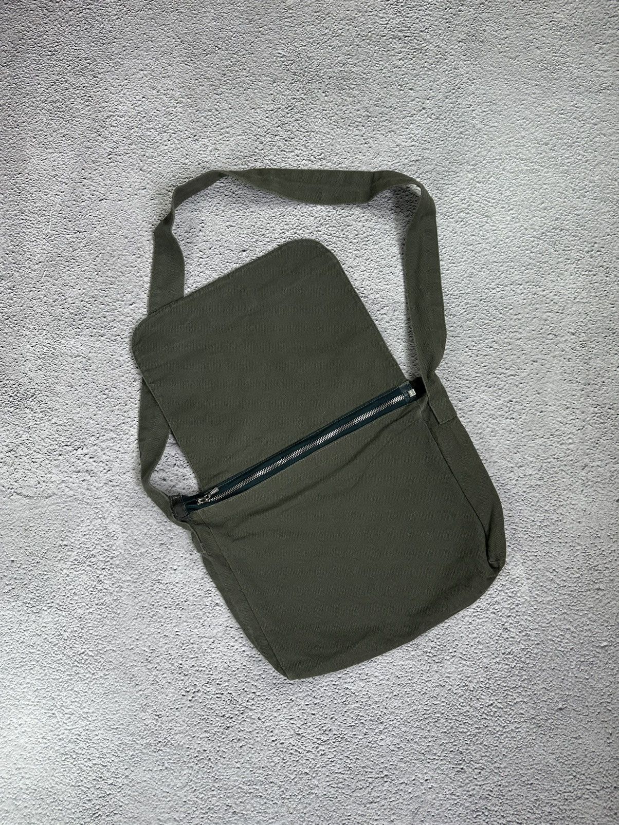 Japanese Brand × Vintage Rare Vintage Bags Japan Avant Garde Camo RIRI Size ONE SIZE - 4 Thumbnail