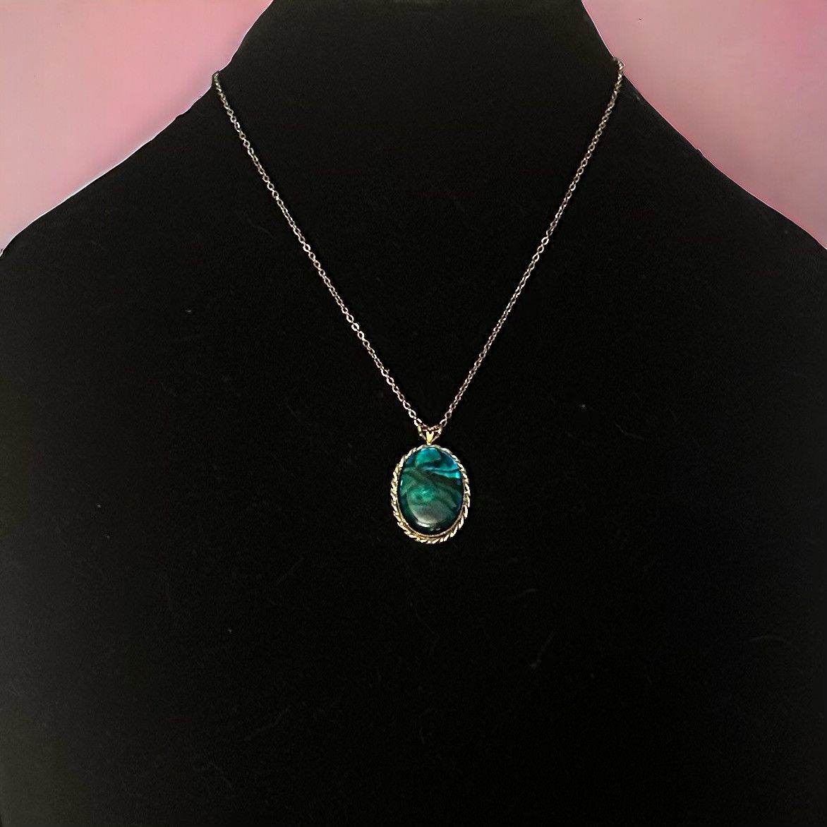 Other Oval abalone pendant necklace Size ONE SIZE - 1 Thumbnail