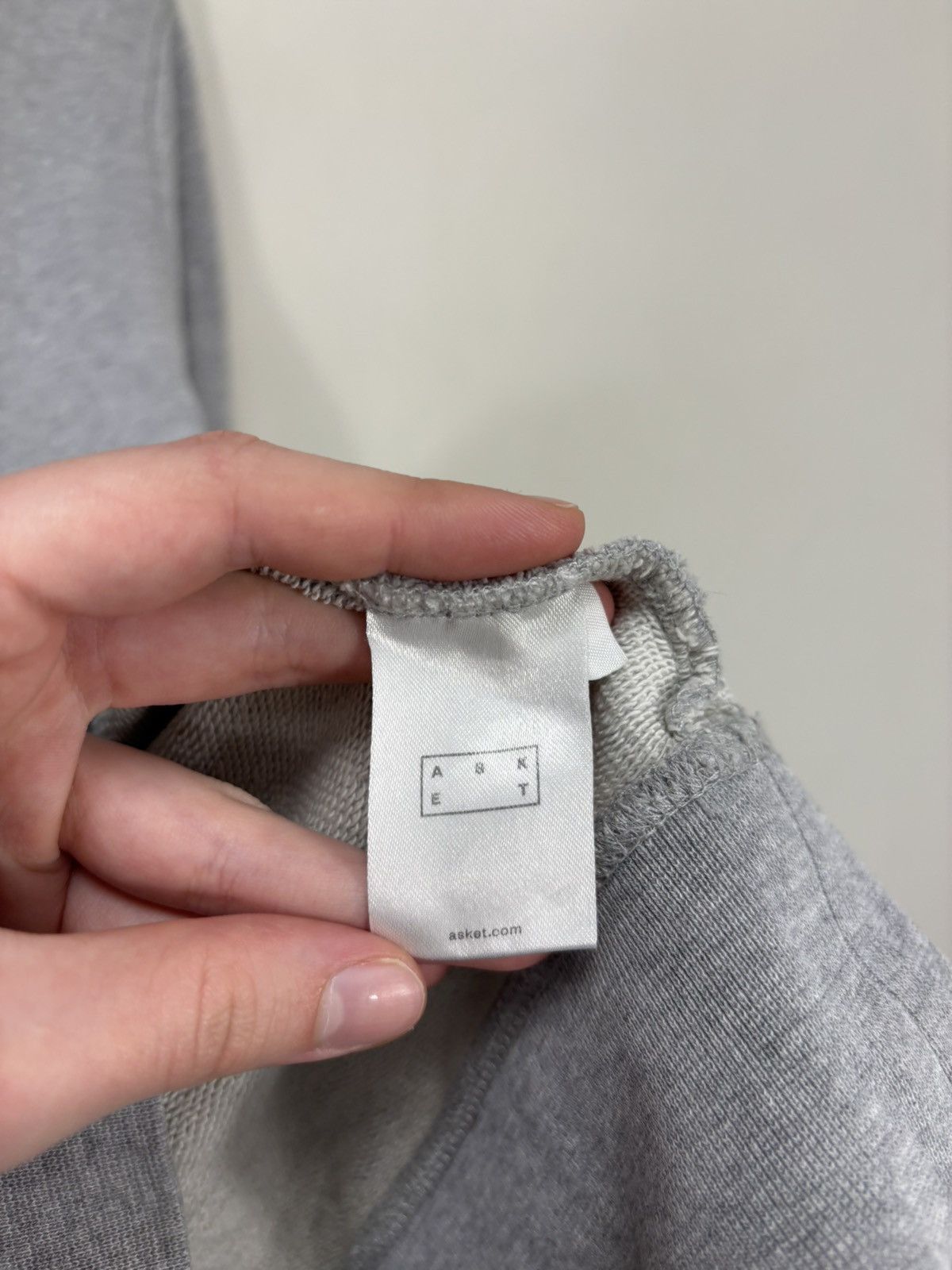 Asket Asket Men’s Gray Classic Basic Sweatshirt Pullover Size US S / EU 44-46 / 1 - 7 Thumbnail