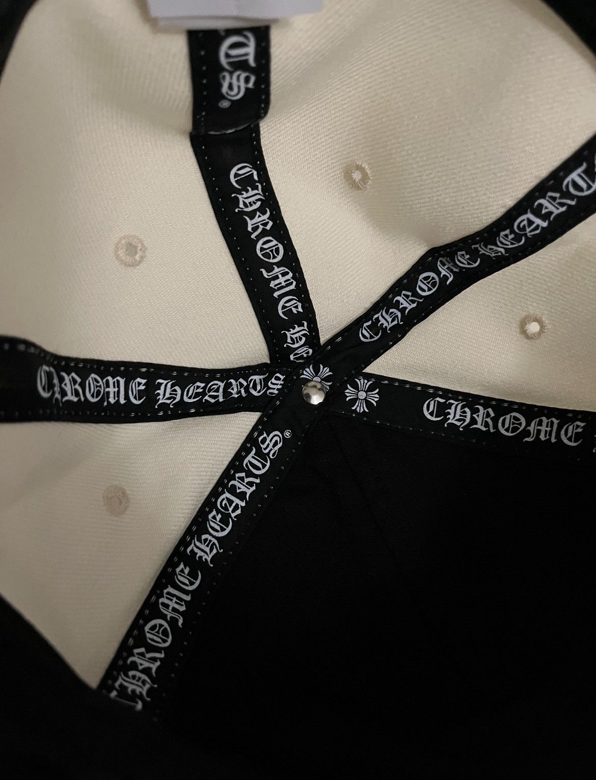 Chrome Hearts Chrome Hearts Heart Fitted Hat Size ONE SIZE - 4 Thumbnail