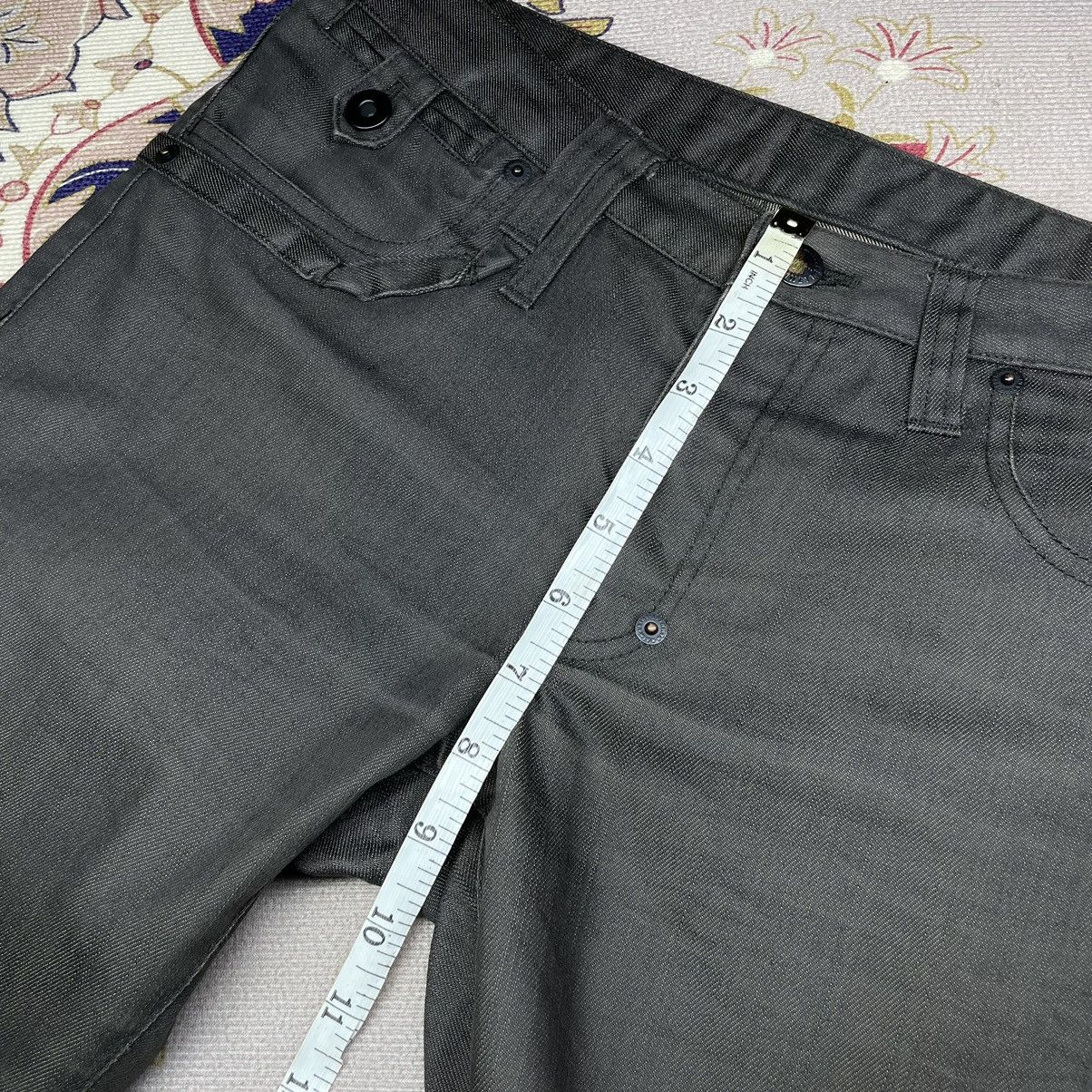 Katharine Hamnett London A20 Katharine Hamnett London Dark Brown Coated Jeans Size US 30 / EU 46 - 17 Thumbnail