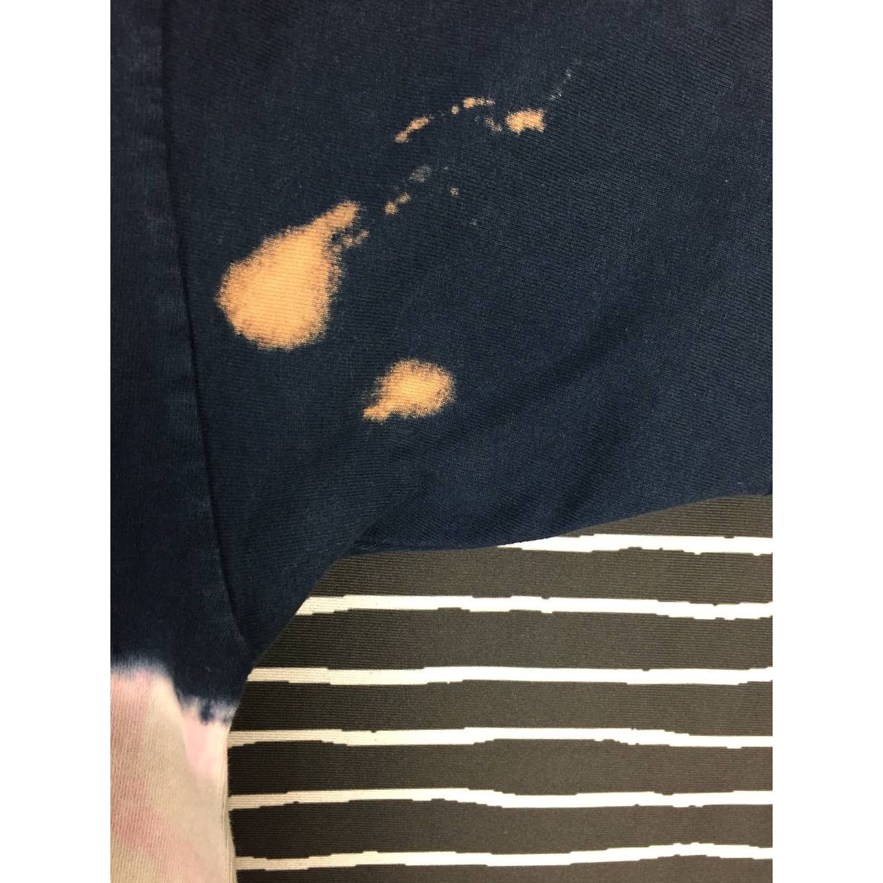 Guess × Vintage Vtg 1995 GUESS An American Classic Made In Usa Tie Dye Tee Size US M / EU 48-50 / 2 - 19 Thumbnail