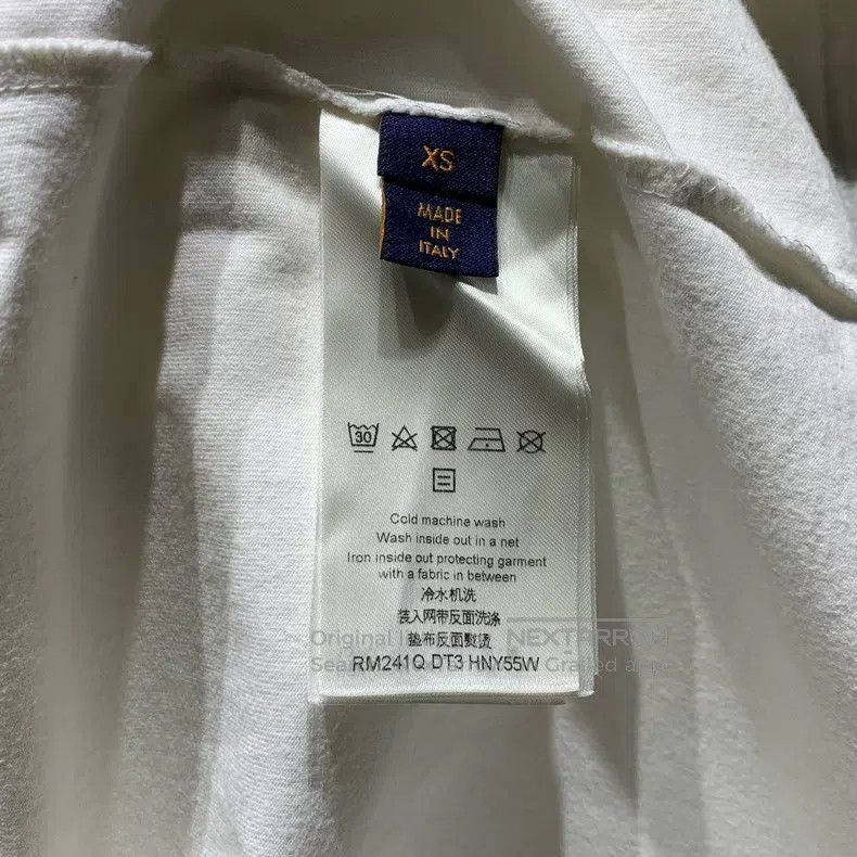 Louis Vuitton Louis Vuitton Solid Embossed Logo Short Sleeve T-shirt Size US XS / EU 42 / 0 - 7 Thumbnail