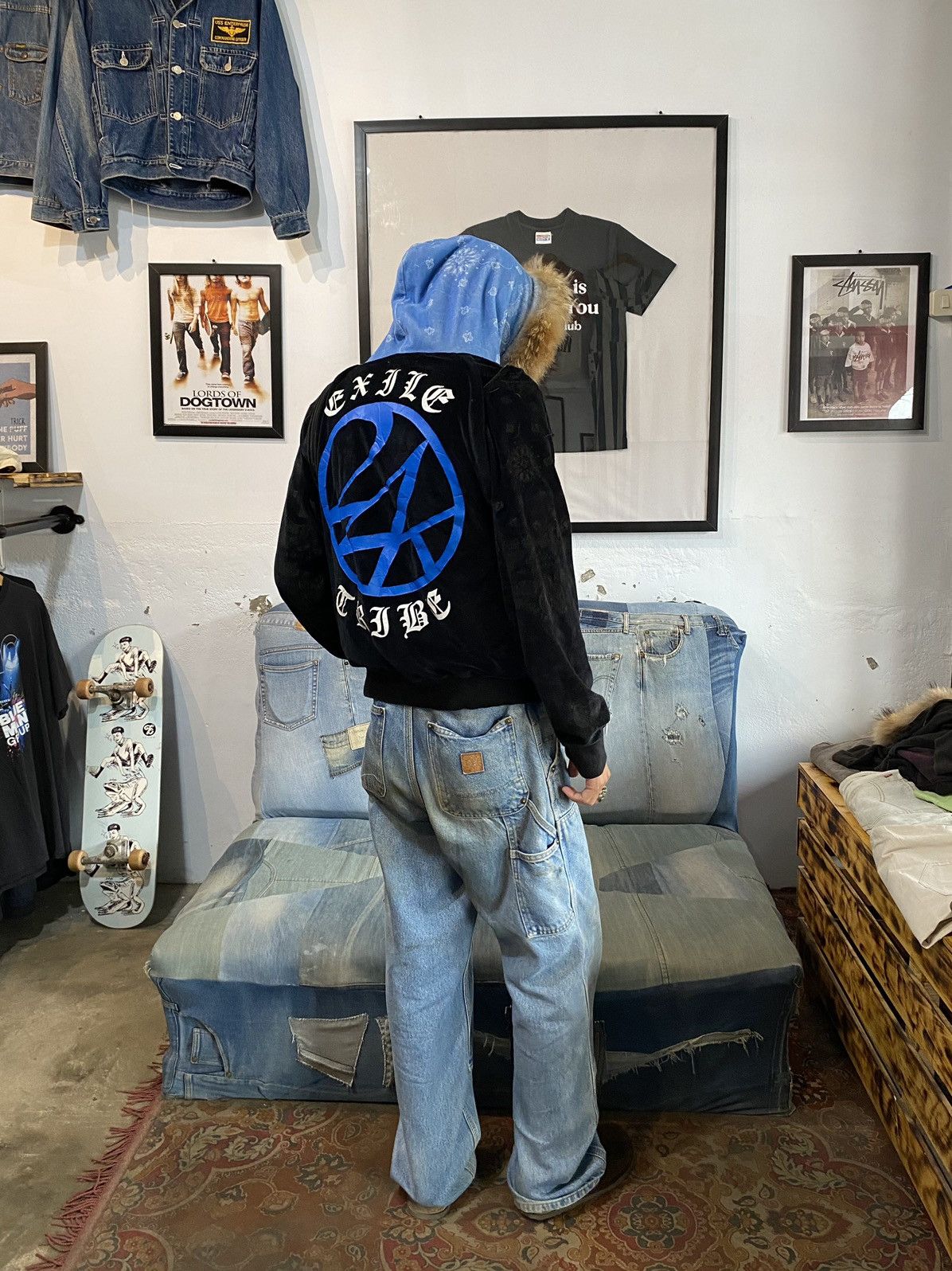 Japanese Brand velvet fur hoodie 24karats paisley velvet Size US S / EU 44-46 / 1 - 3 Thumbnail